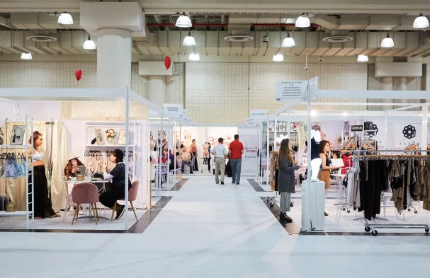 Want to become a buyer for a clothing boutique? Read this.