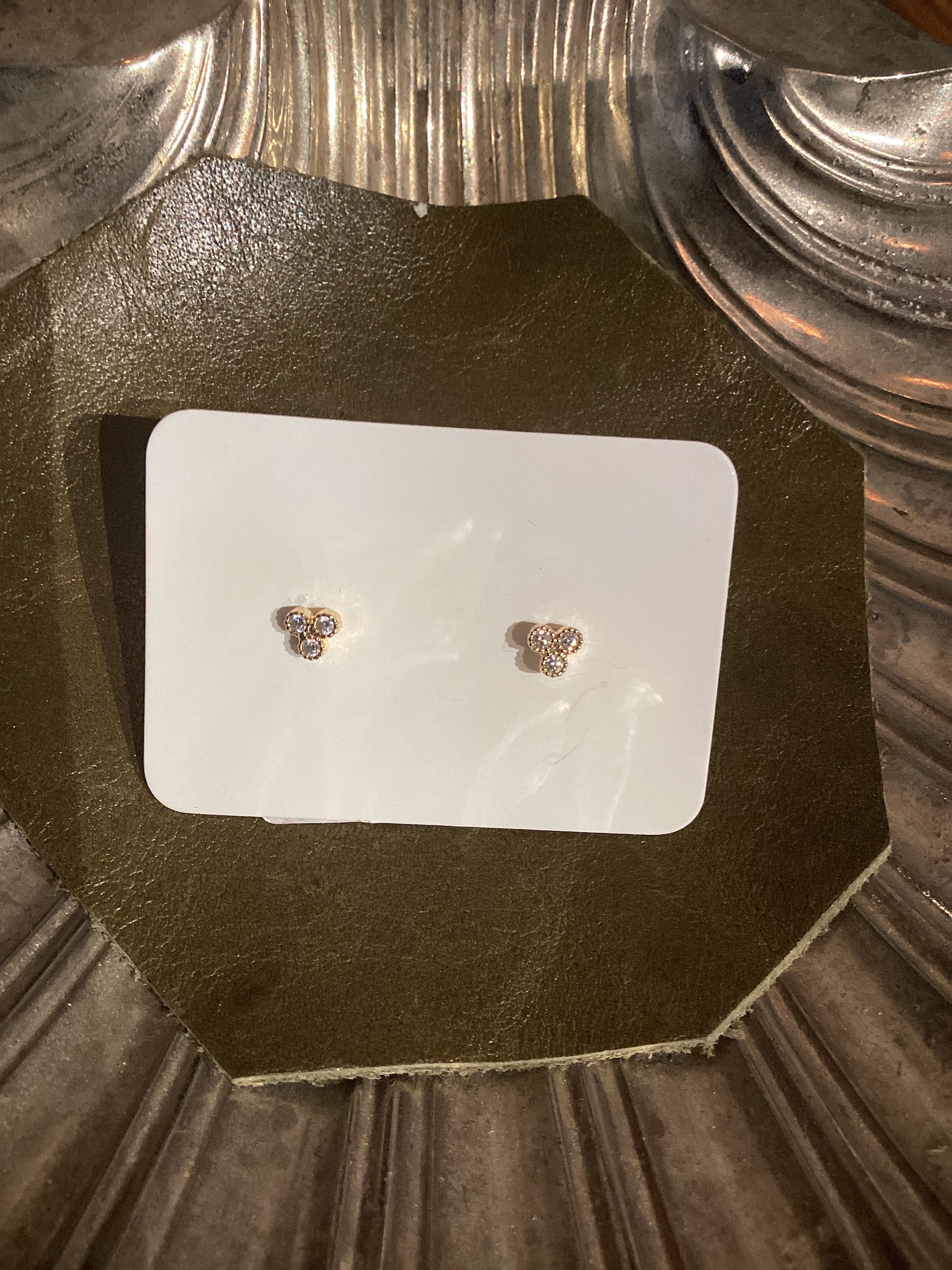 Tri Diamond Stud Earring