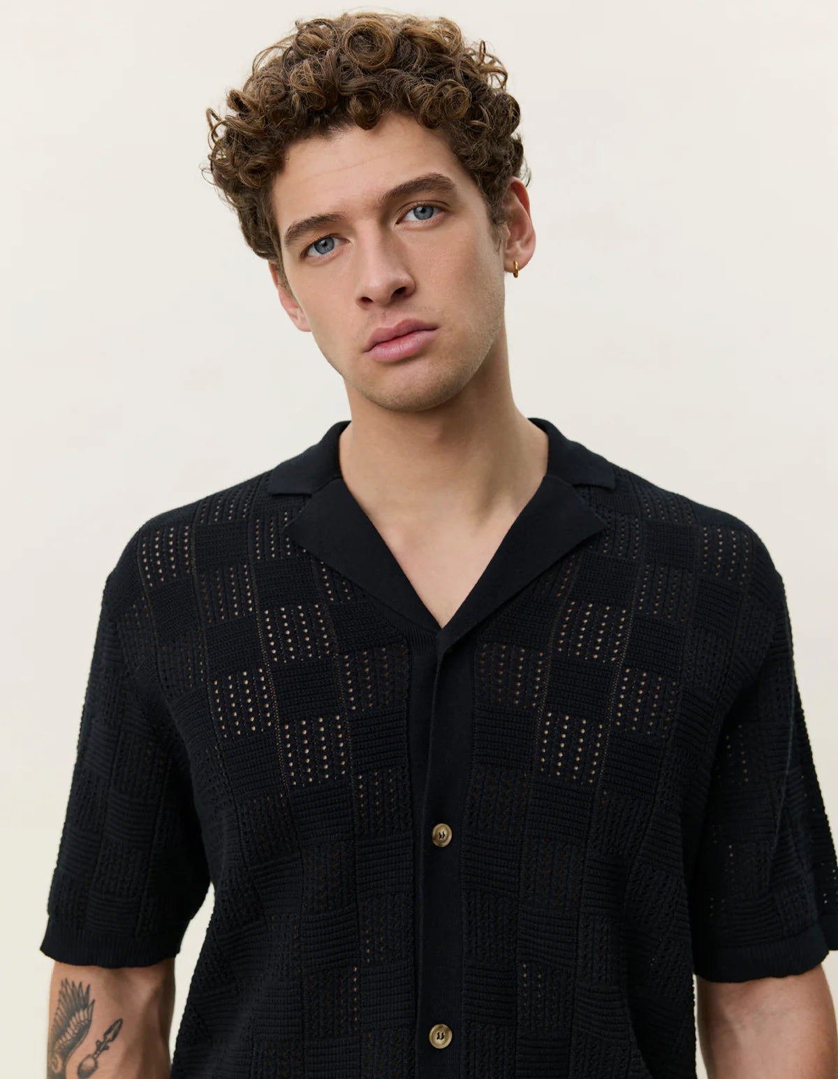 Black Squared Knitted SS Shirt