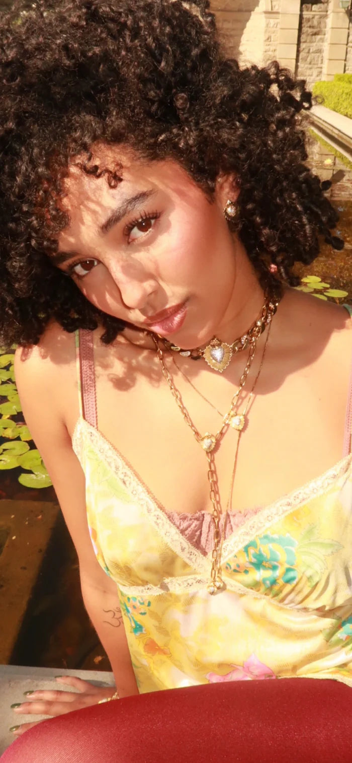 Santa Amor Diamante Choker