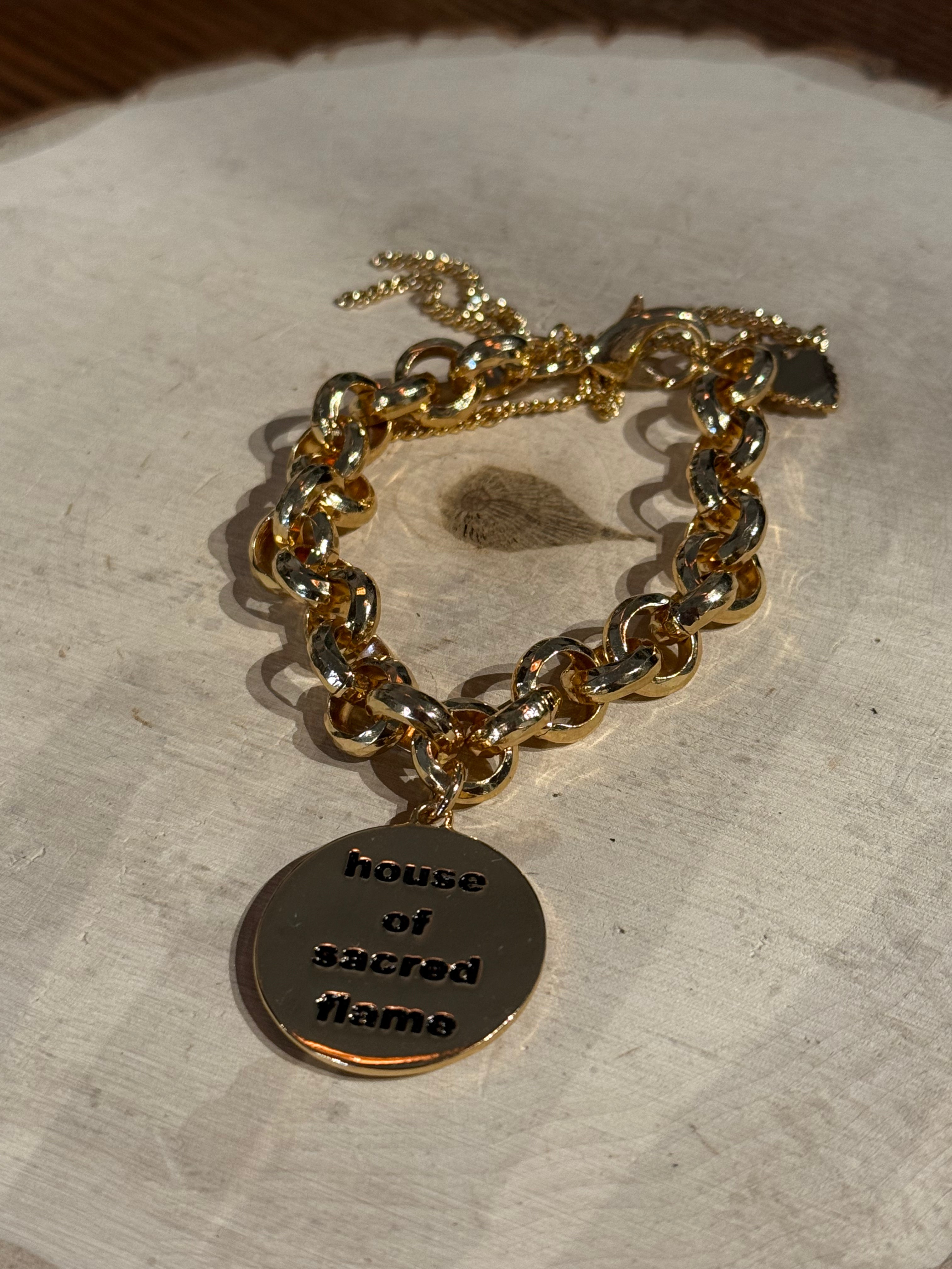 Gold La Reina Rolo Medallion Bracelet