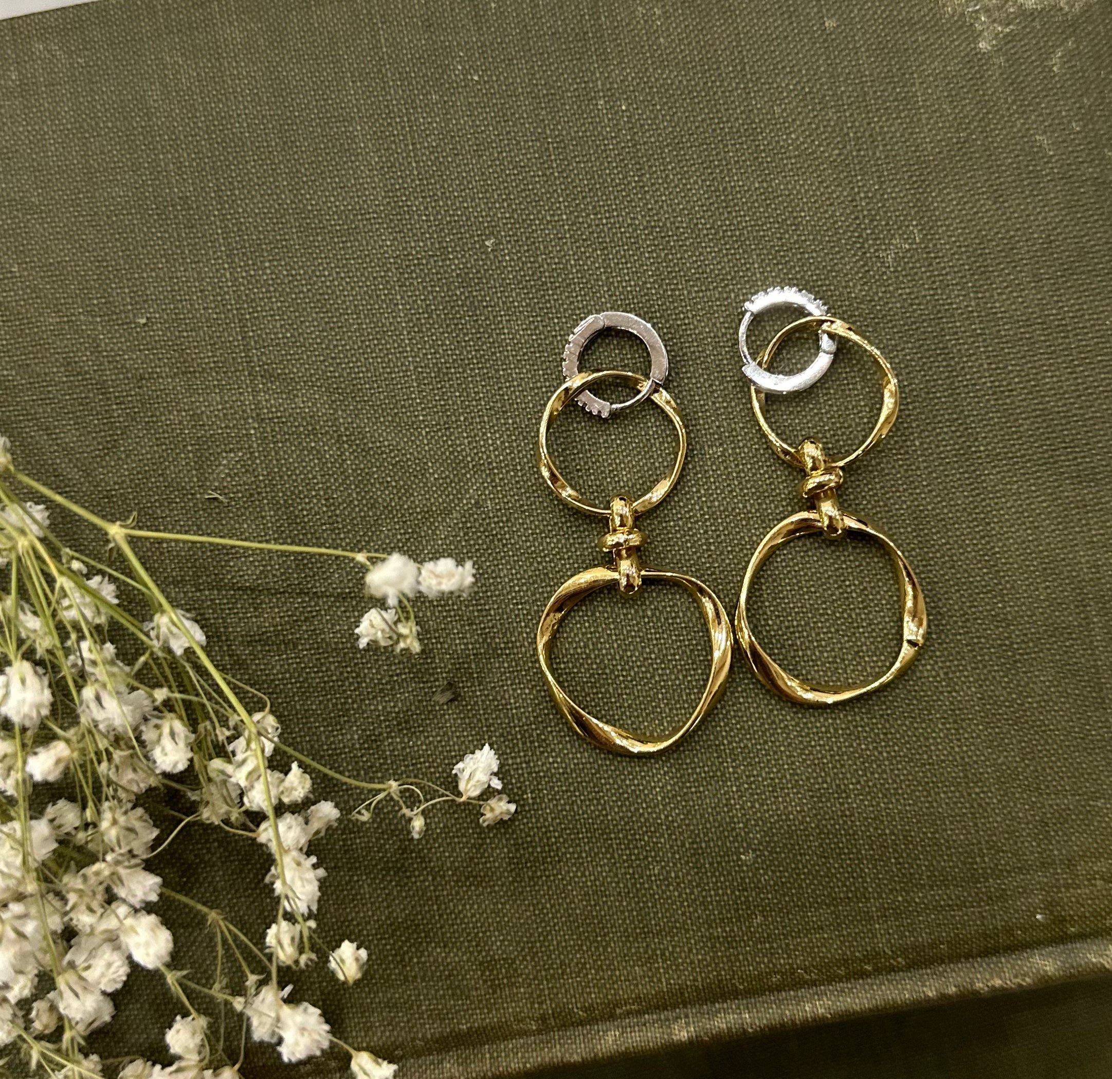 Vega Earrings
