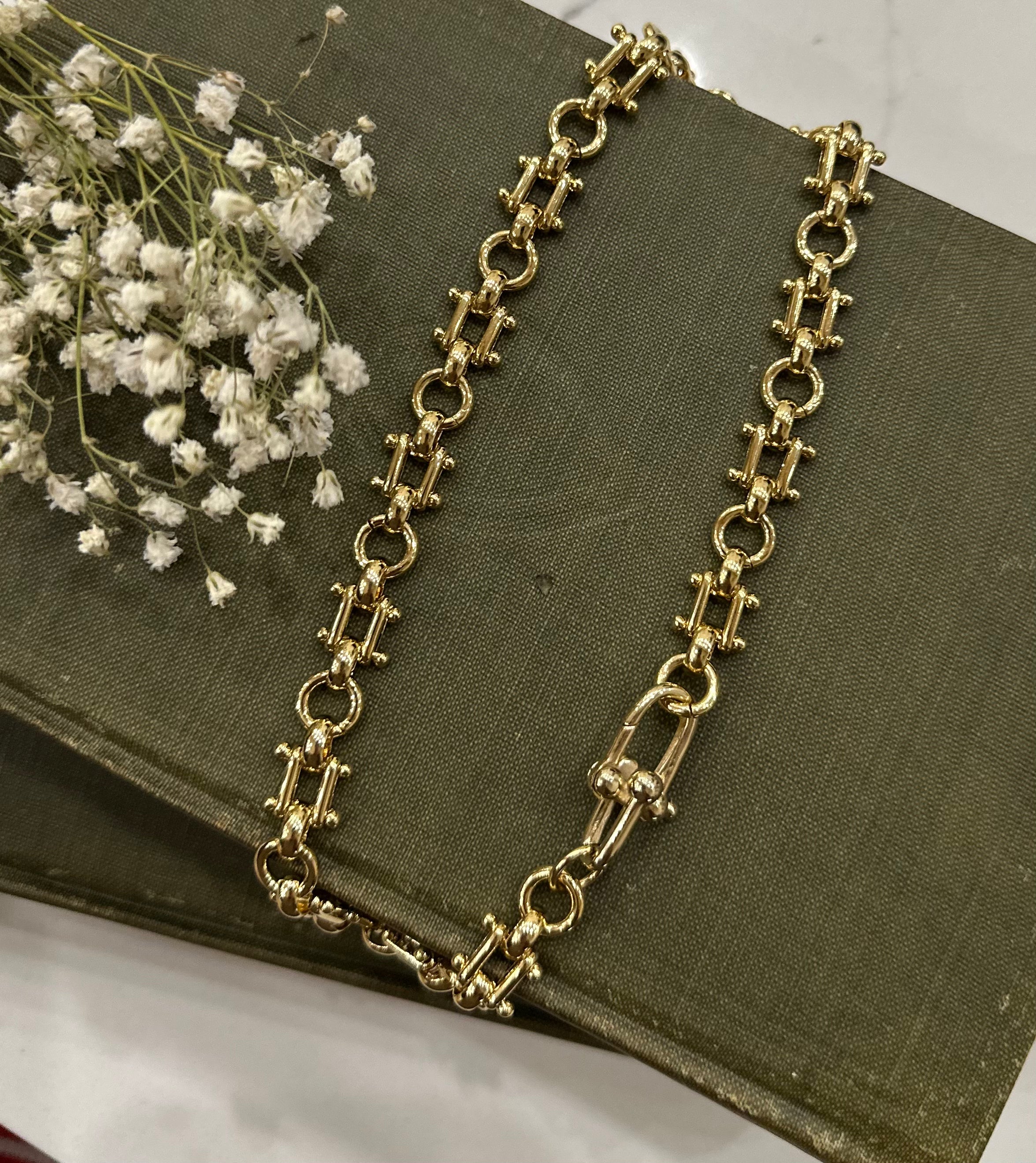 Capella Necklace