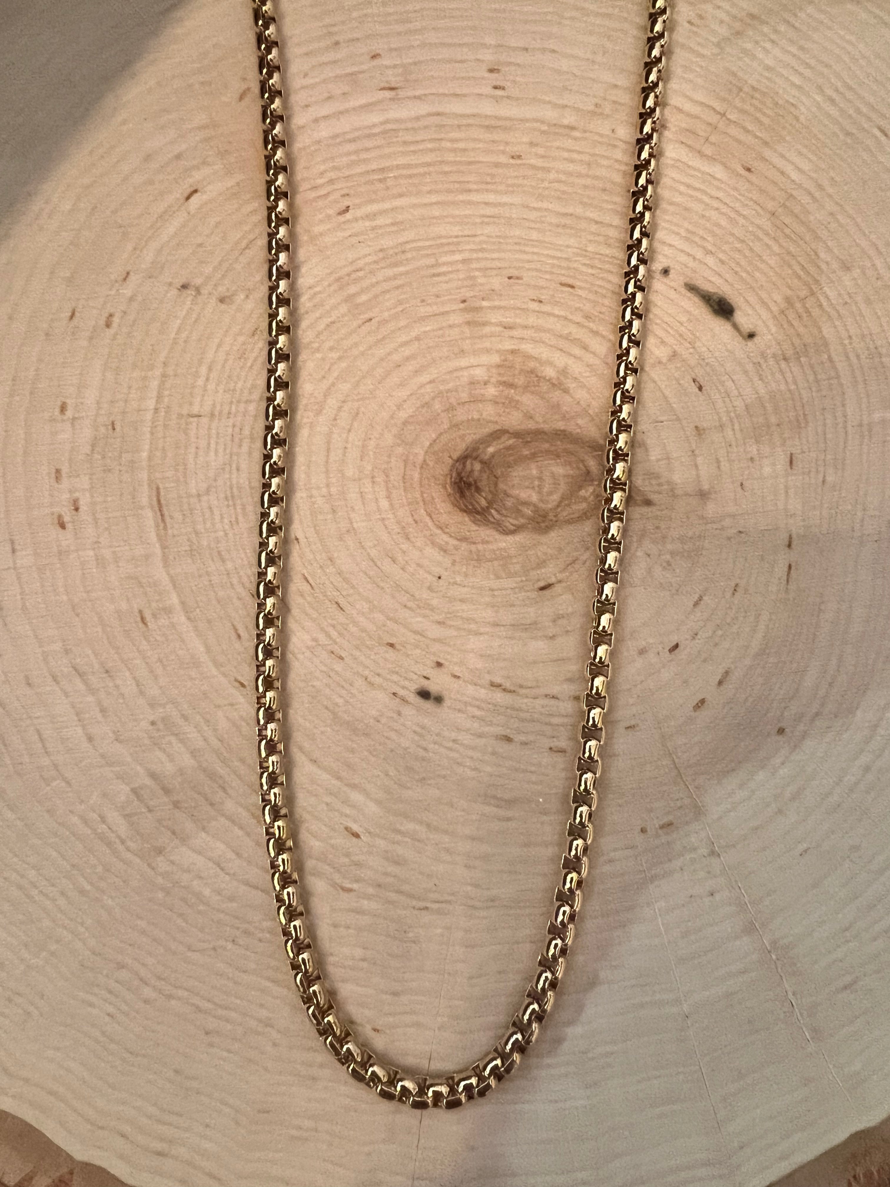 Liv Necklace