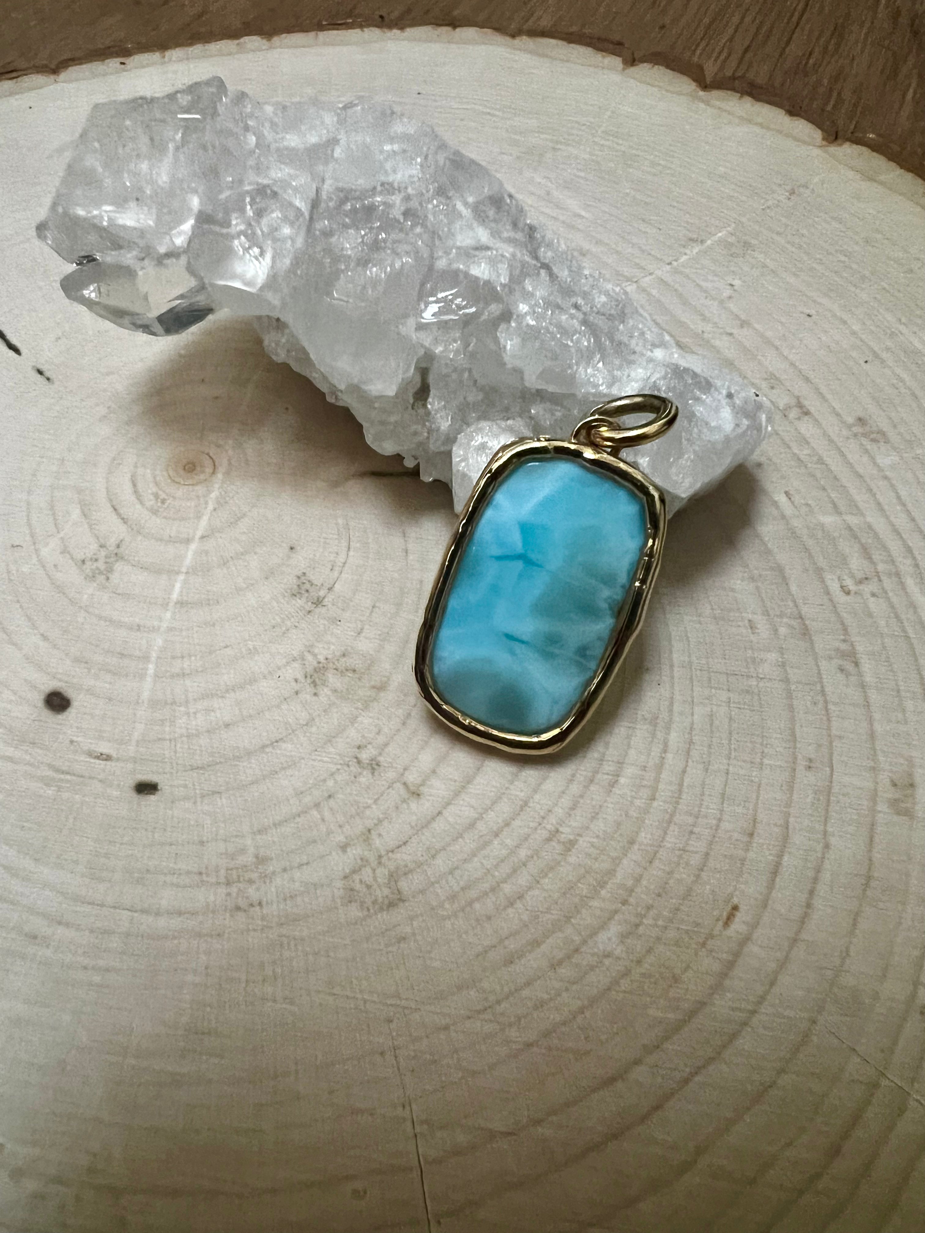 White Squal Pendant