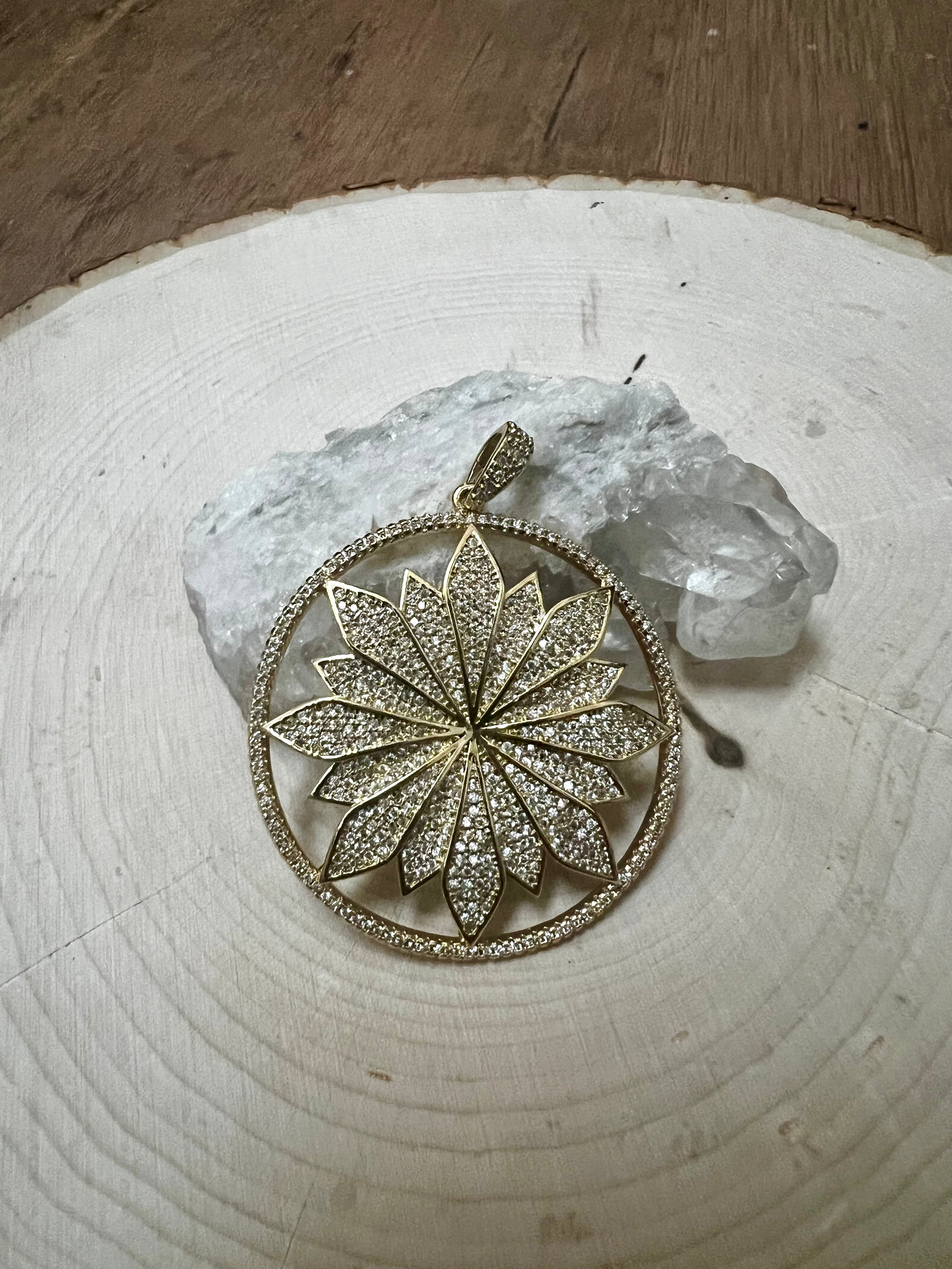 Halo Flor Pendant