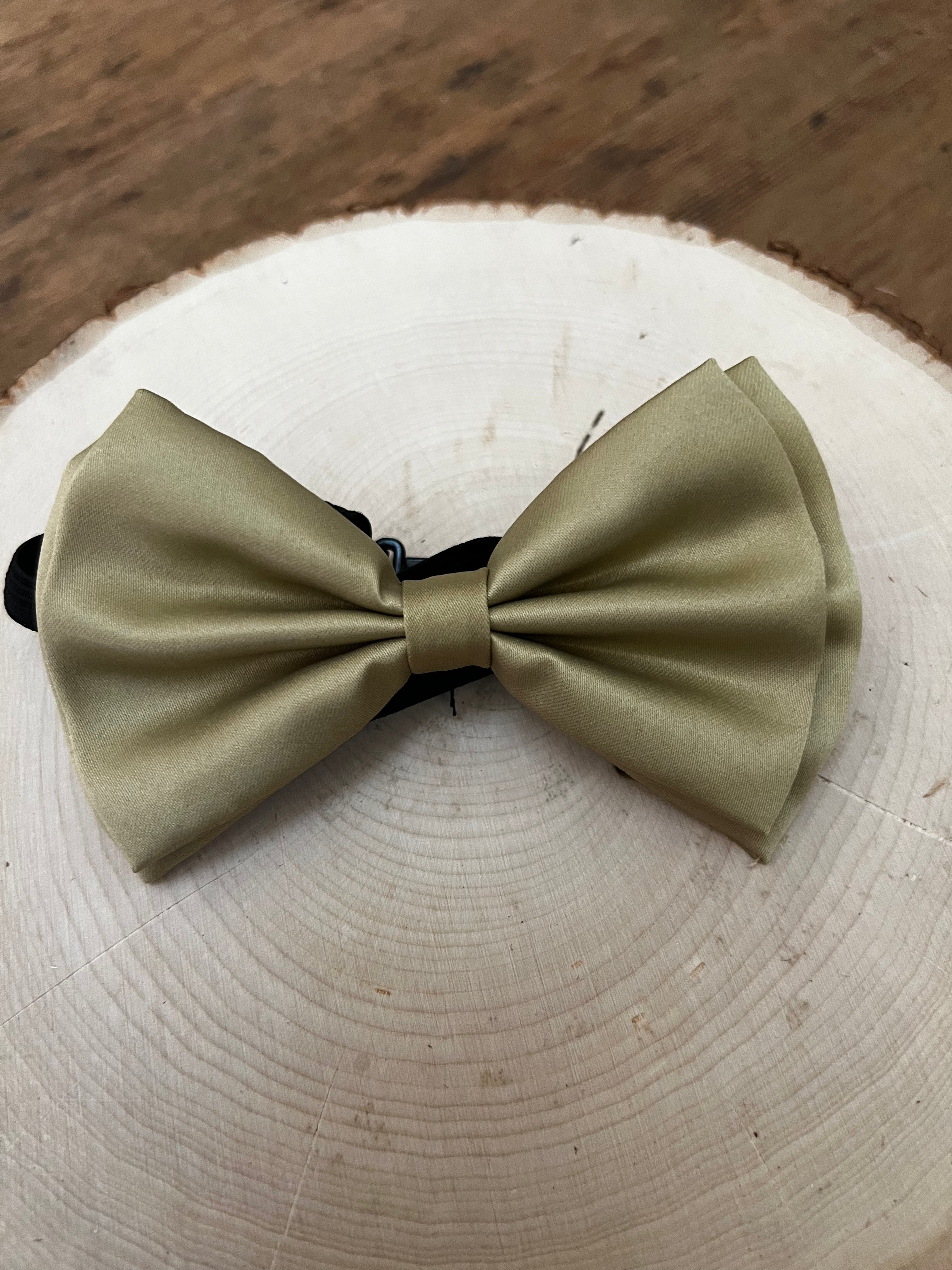 Khaki Bowtie