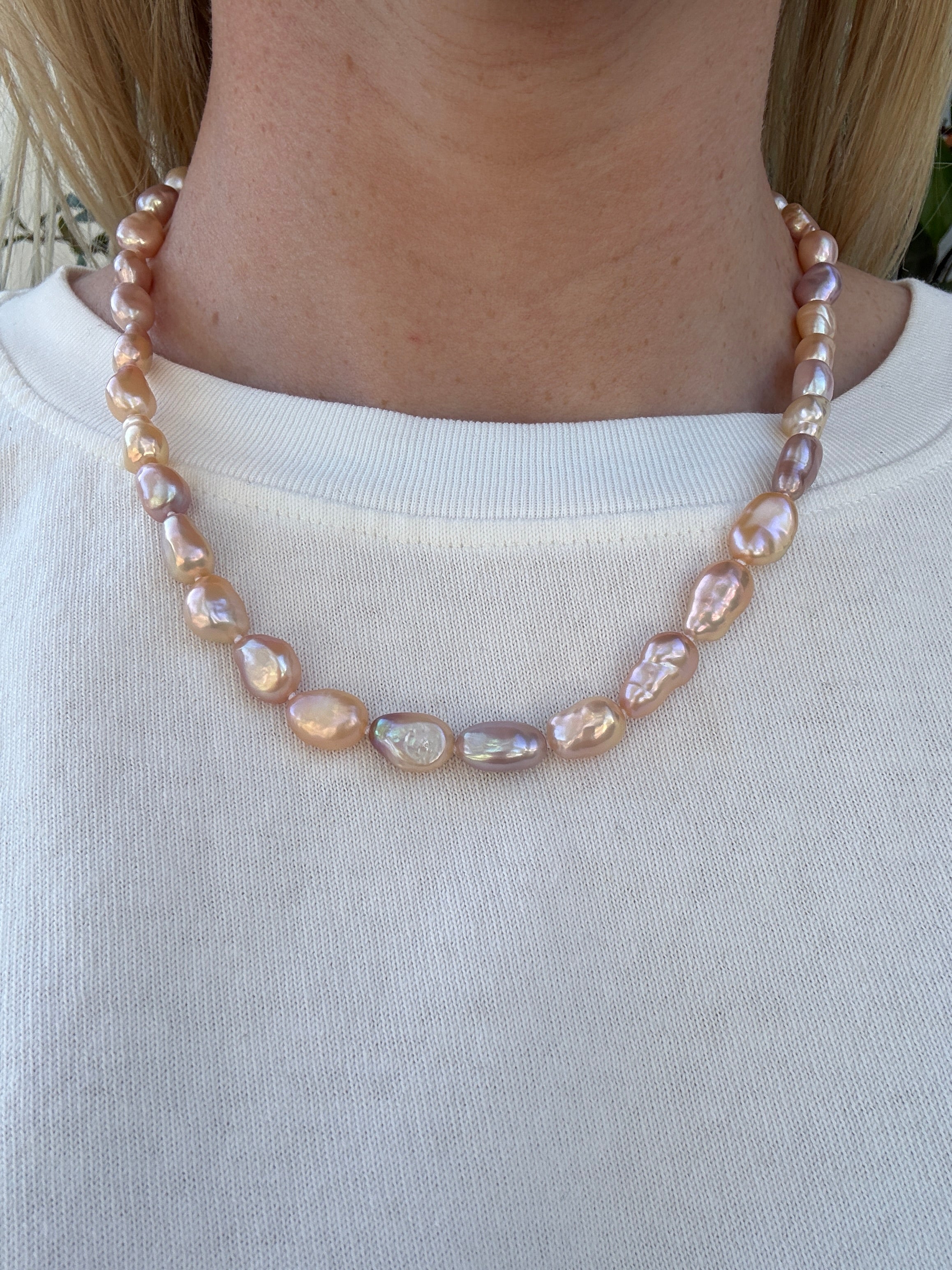 Pink/Mixed Baroque Pearl Strand A6