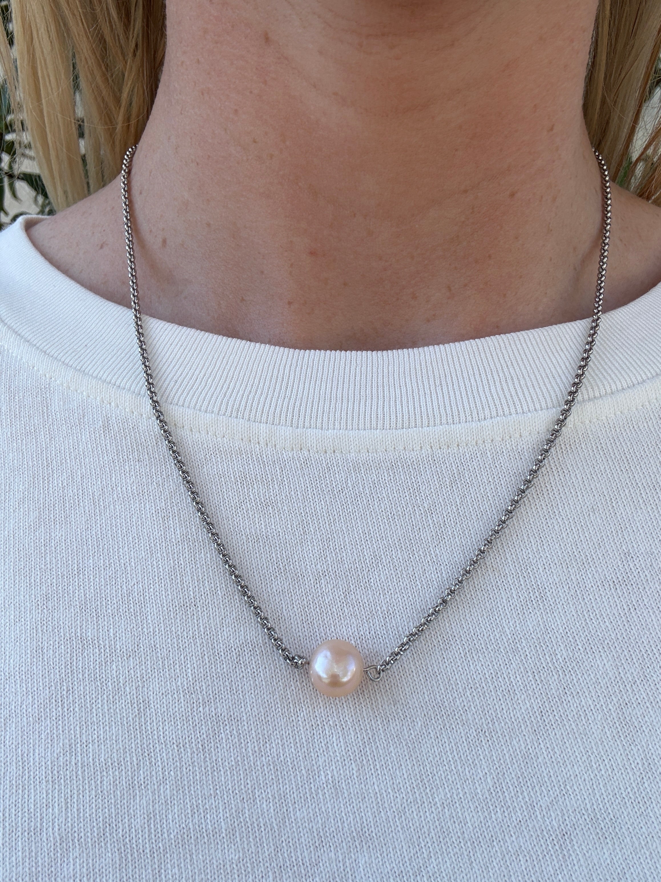 Silver Rolo Chain And Pearl A25