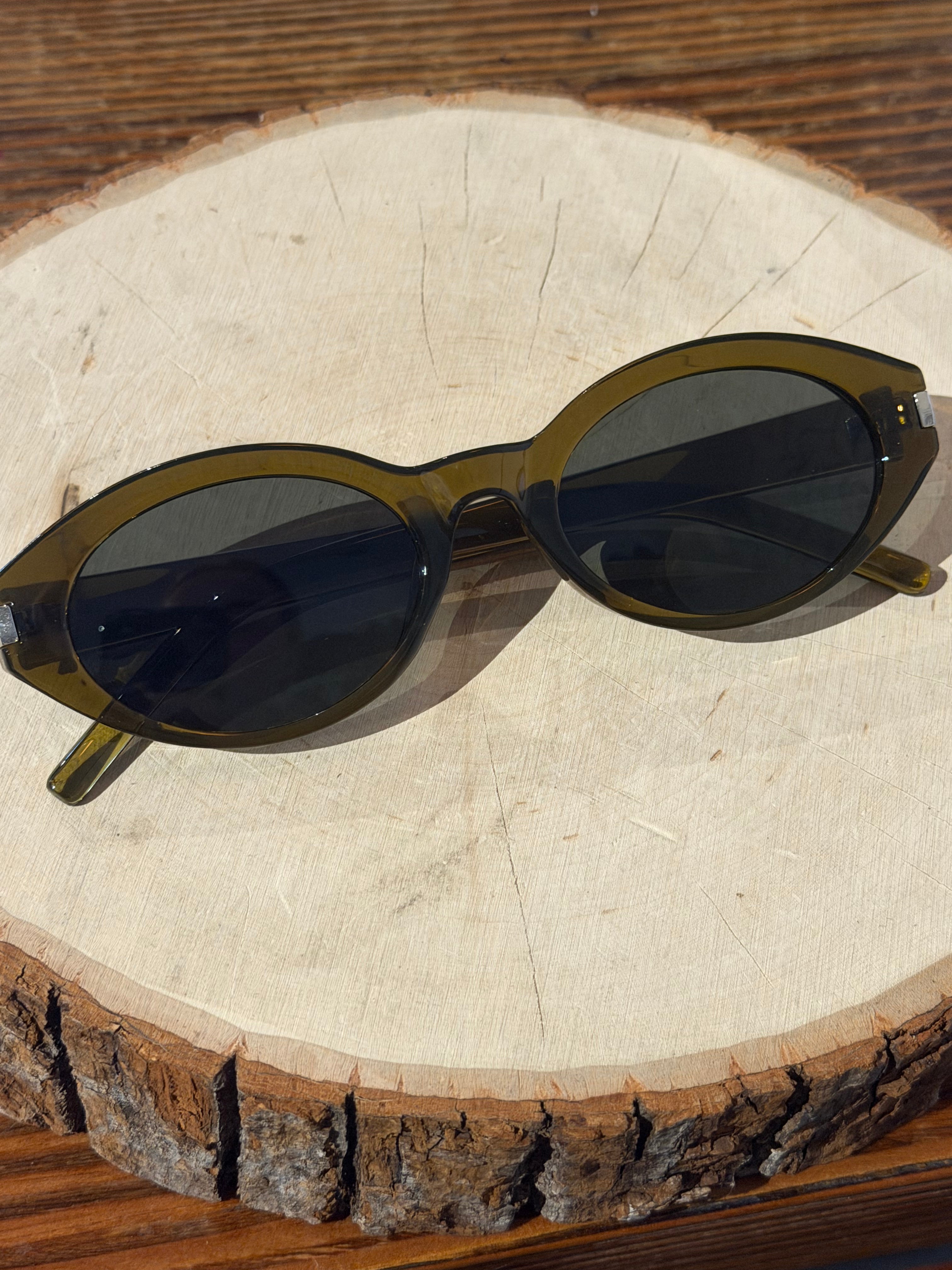 Green Carissa Sunnies