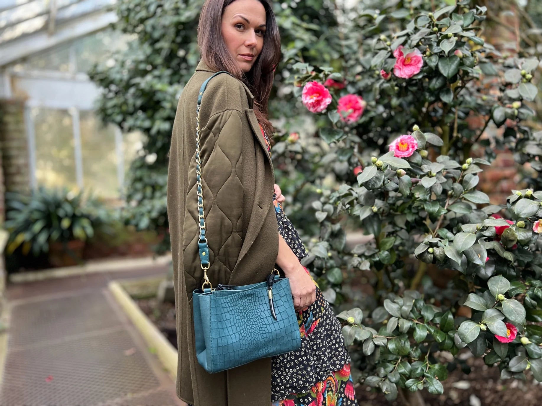 Halwell Crossbody Balsam