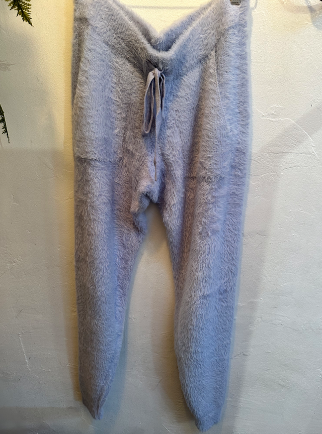 Feather Knit Set
