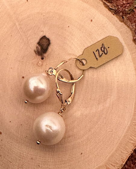 Mother Pearl Classic Earings