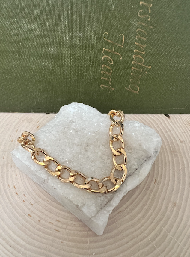 Gold Figaro Bracelet