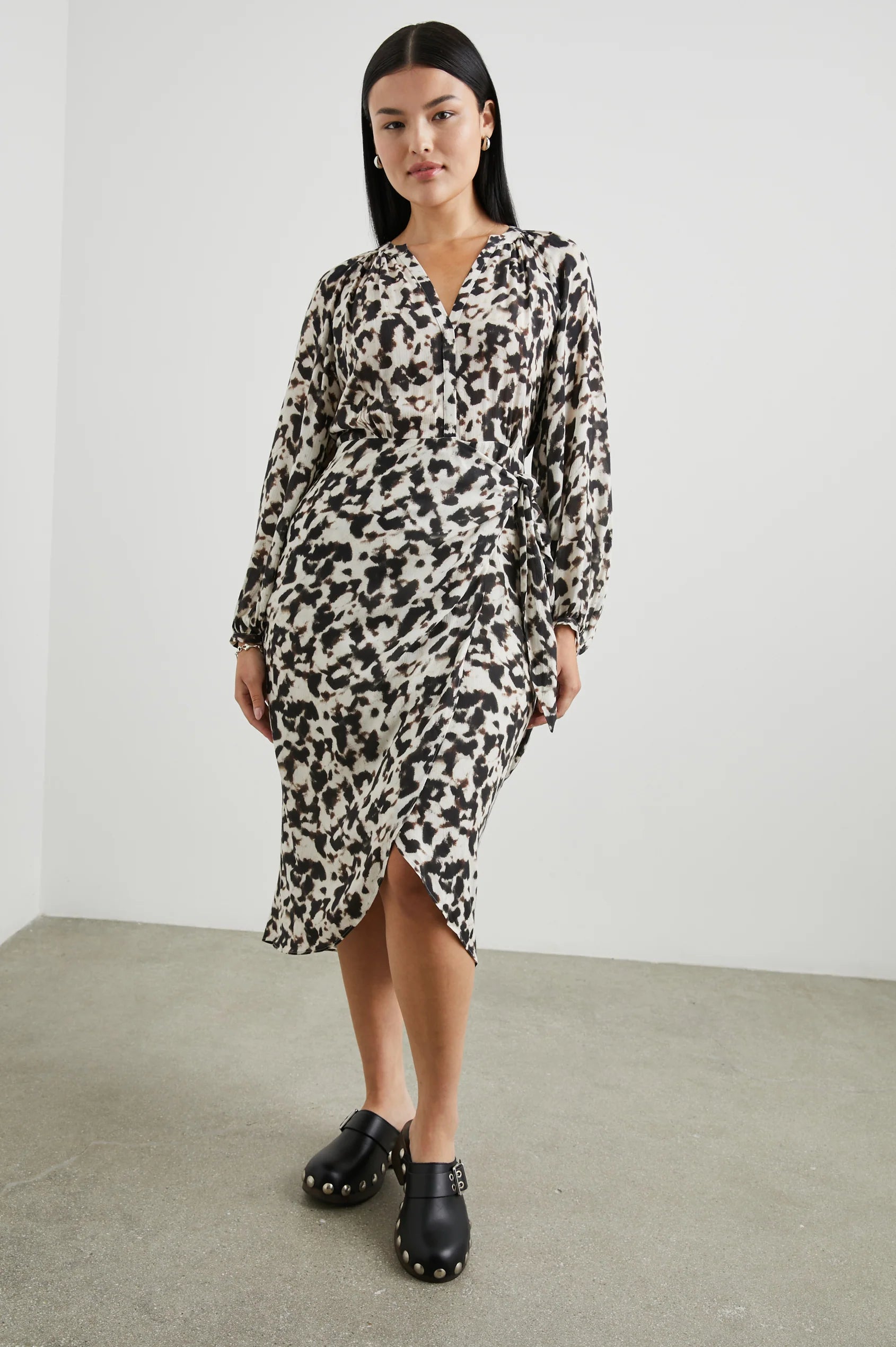 Blurred Tyra Dress
