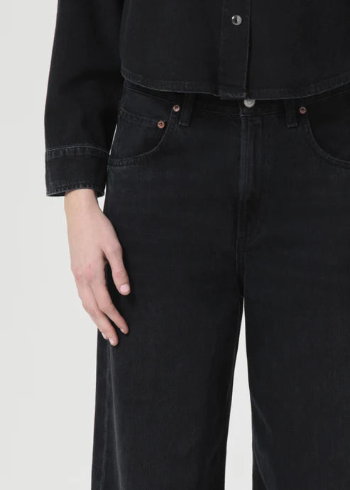 Black Tar Low Curve Jeans