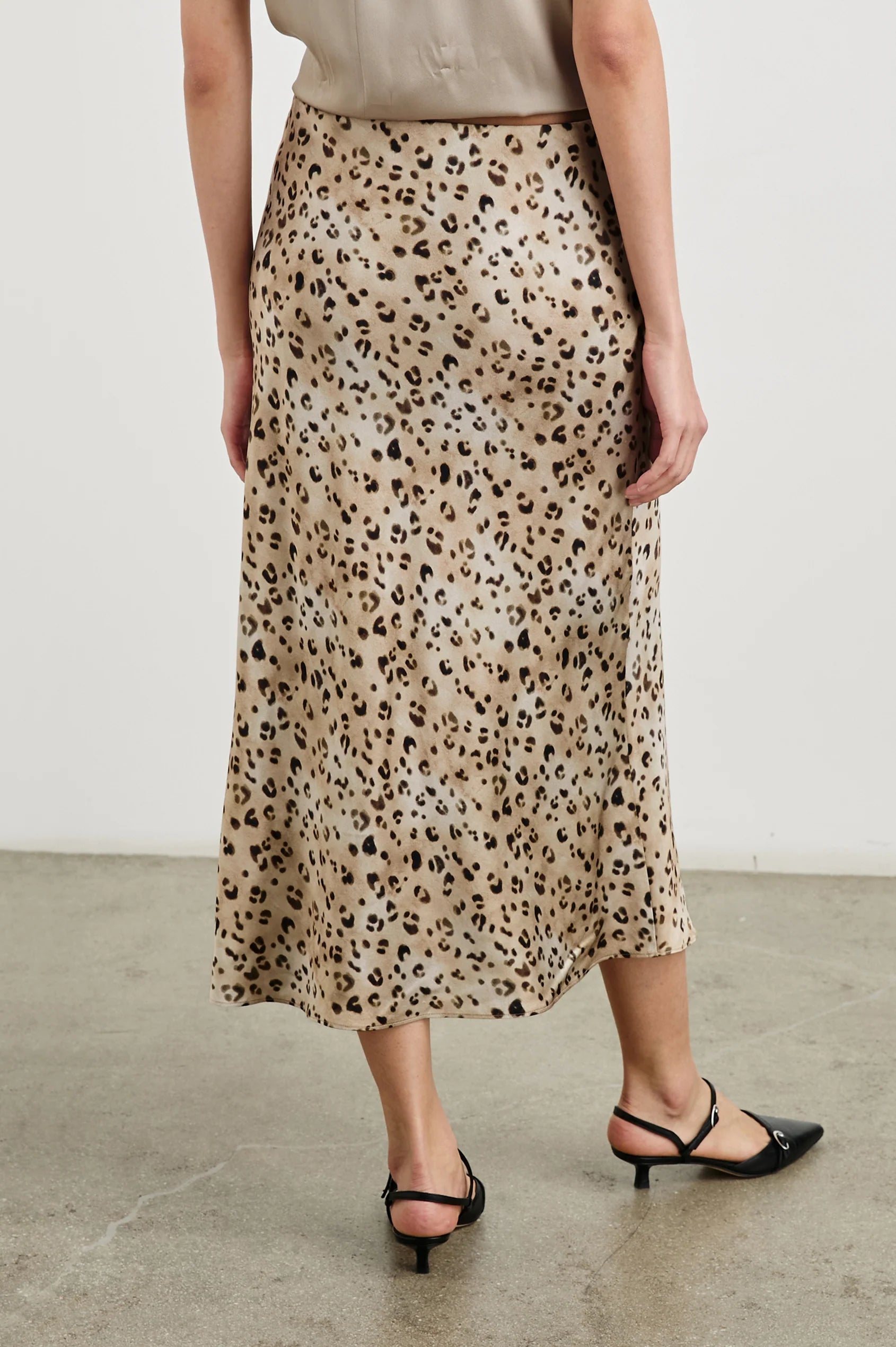 Champagne Leopard Anya