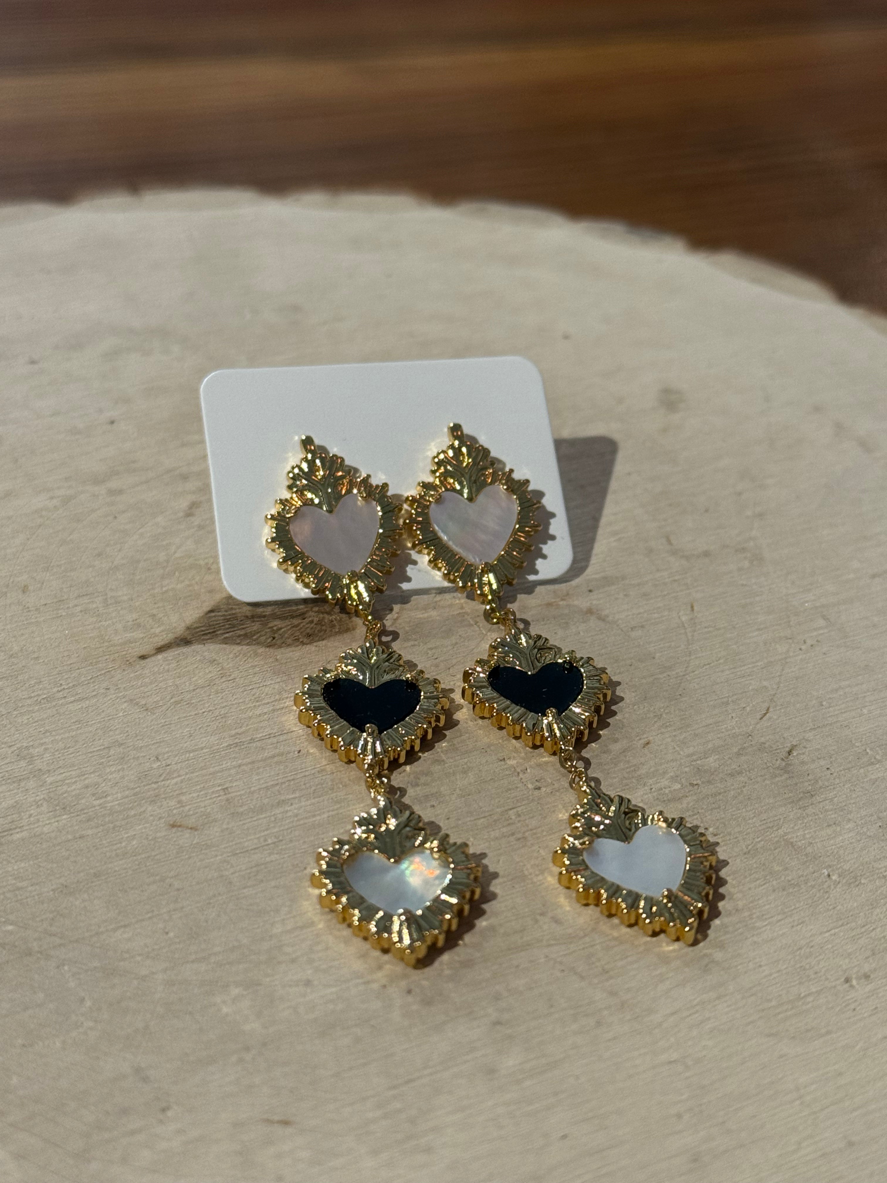 Black & Pearl La Corazon Drop Earrings