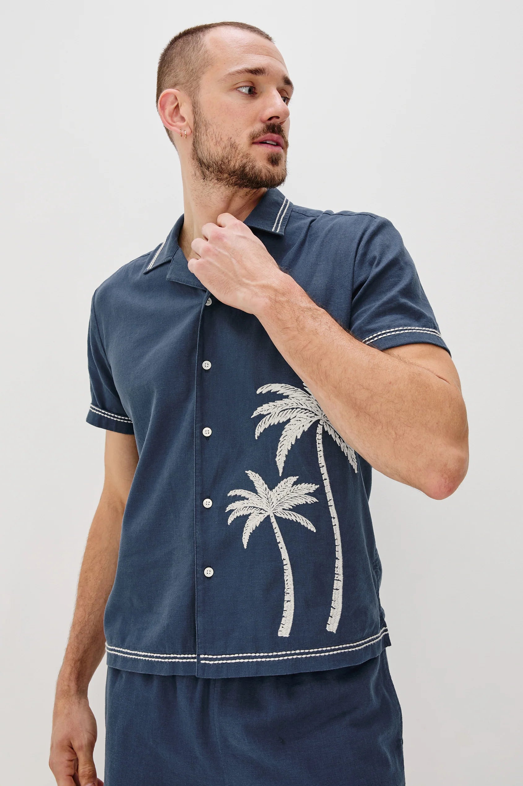 Navy Palm Gibson