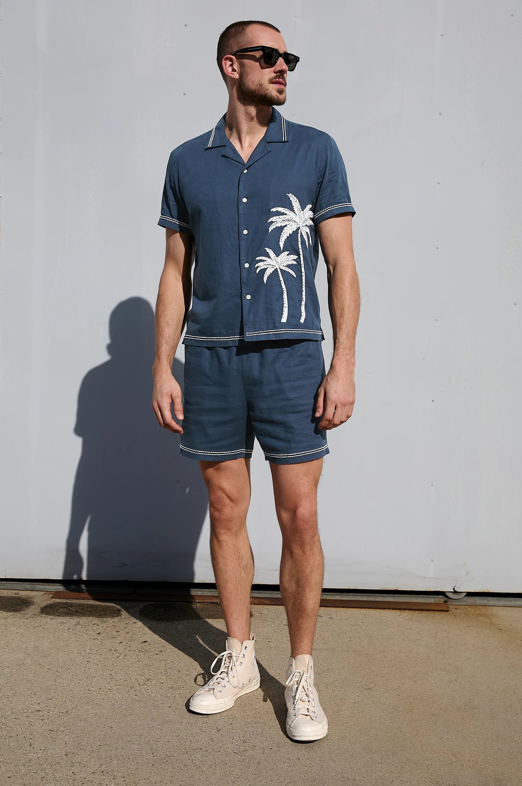 Navy Palm Gibson