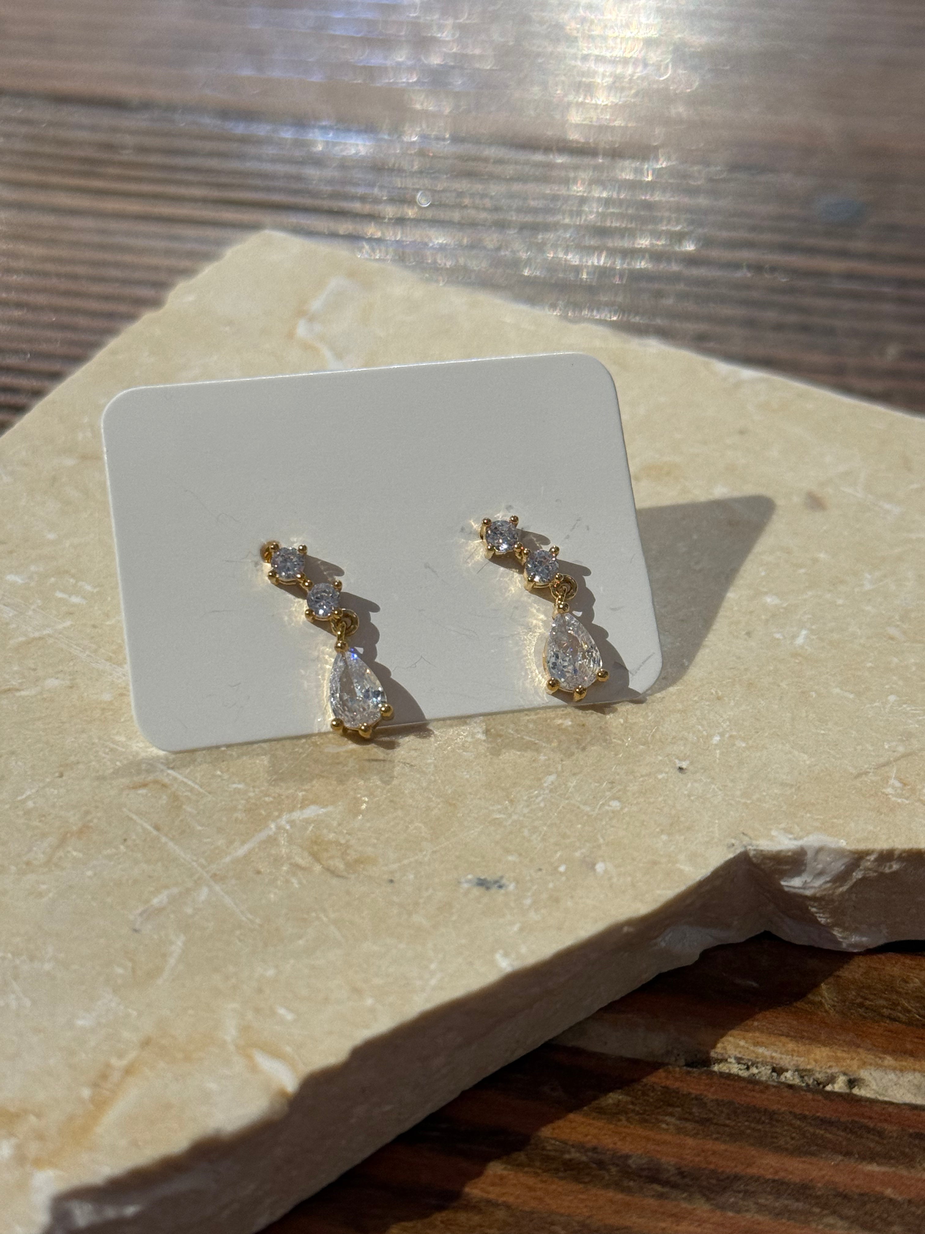 Dangly Teardrop Earrings