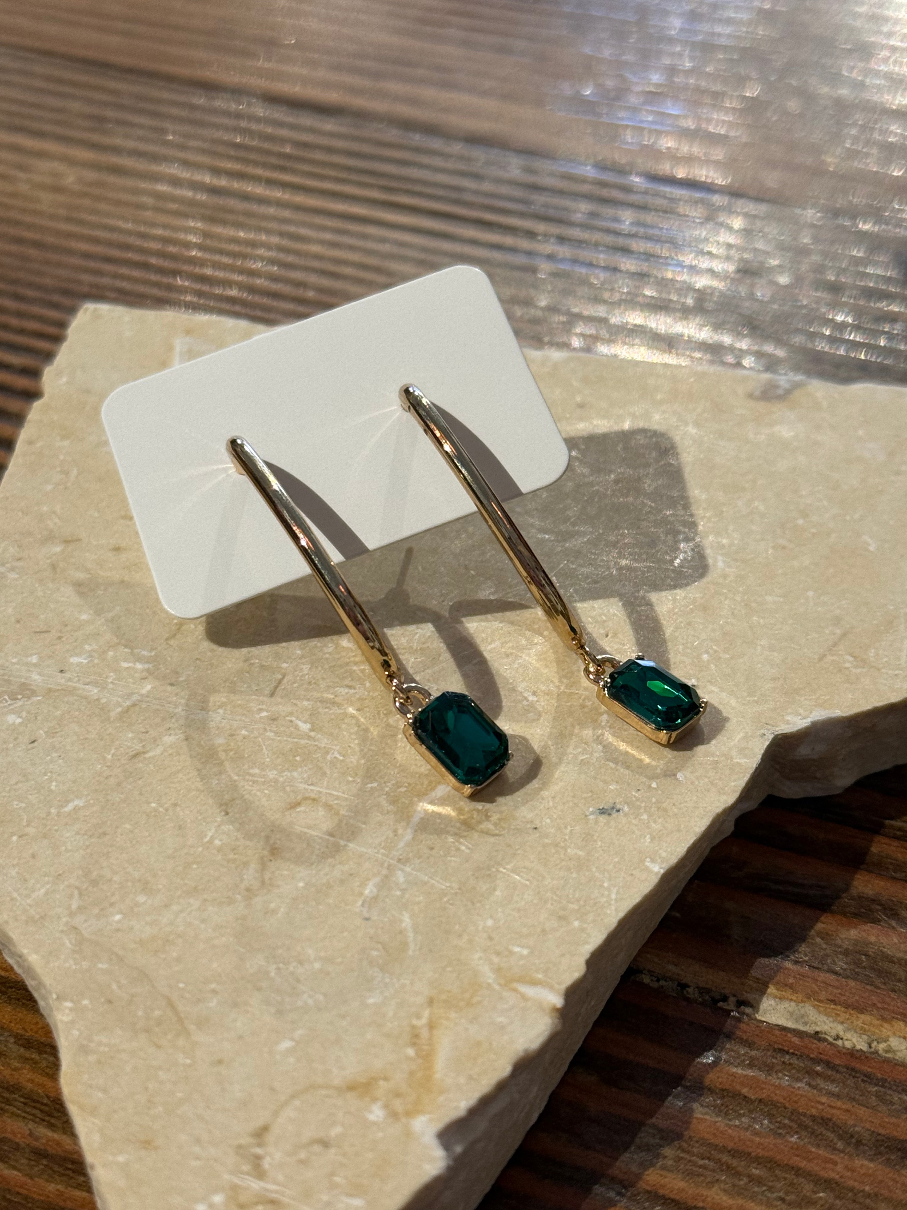 Emerald Cleo Hoops