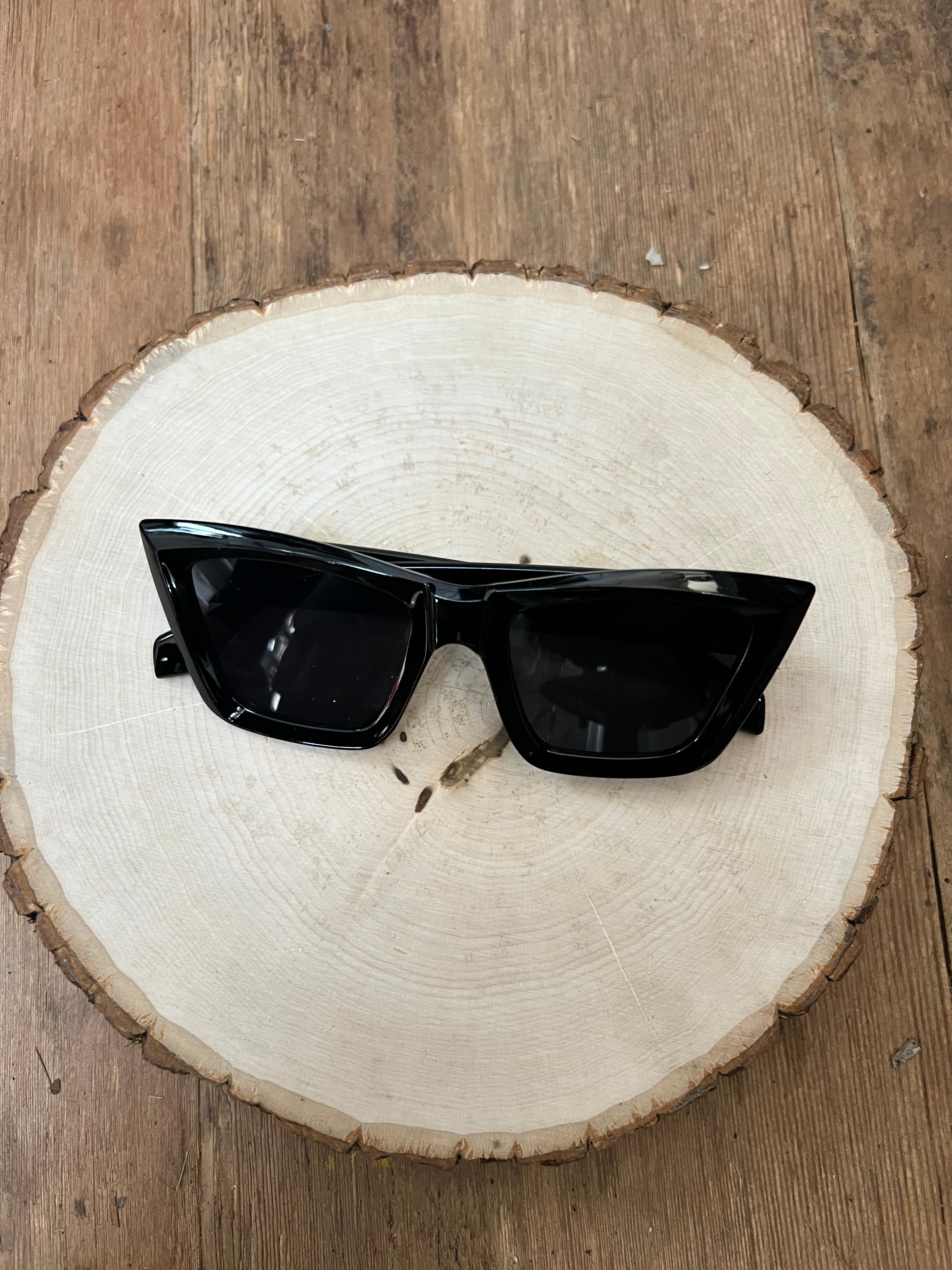 Black Gina Sunnies