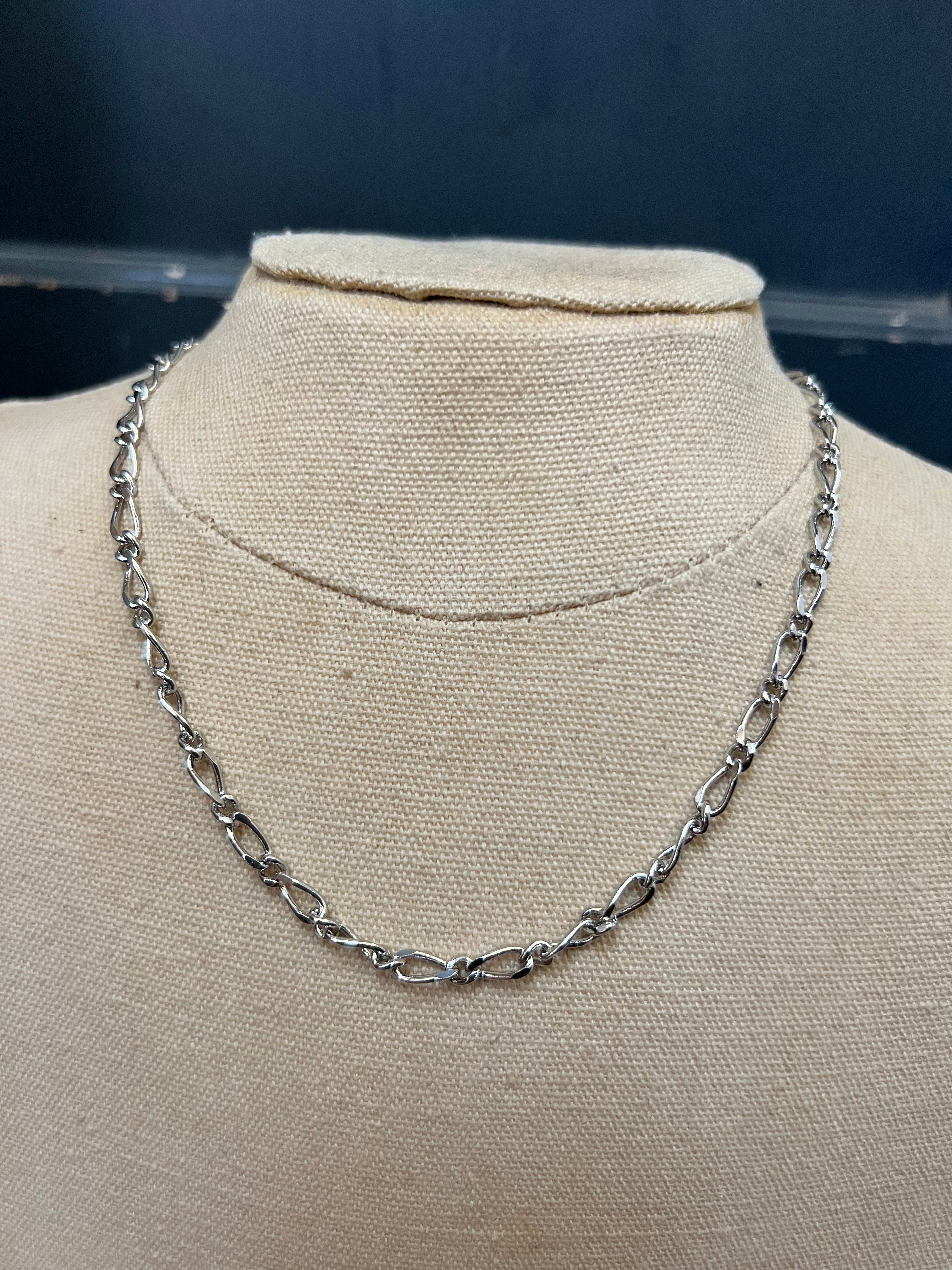 Rommie Silver Chain