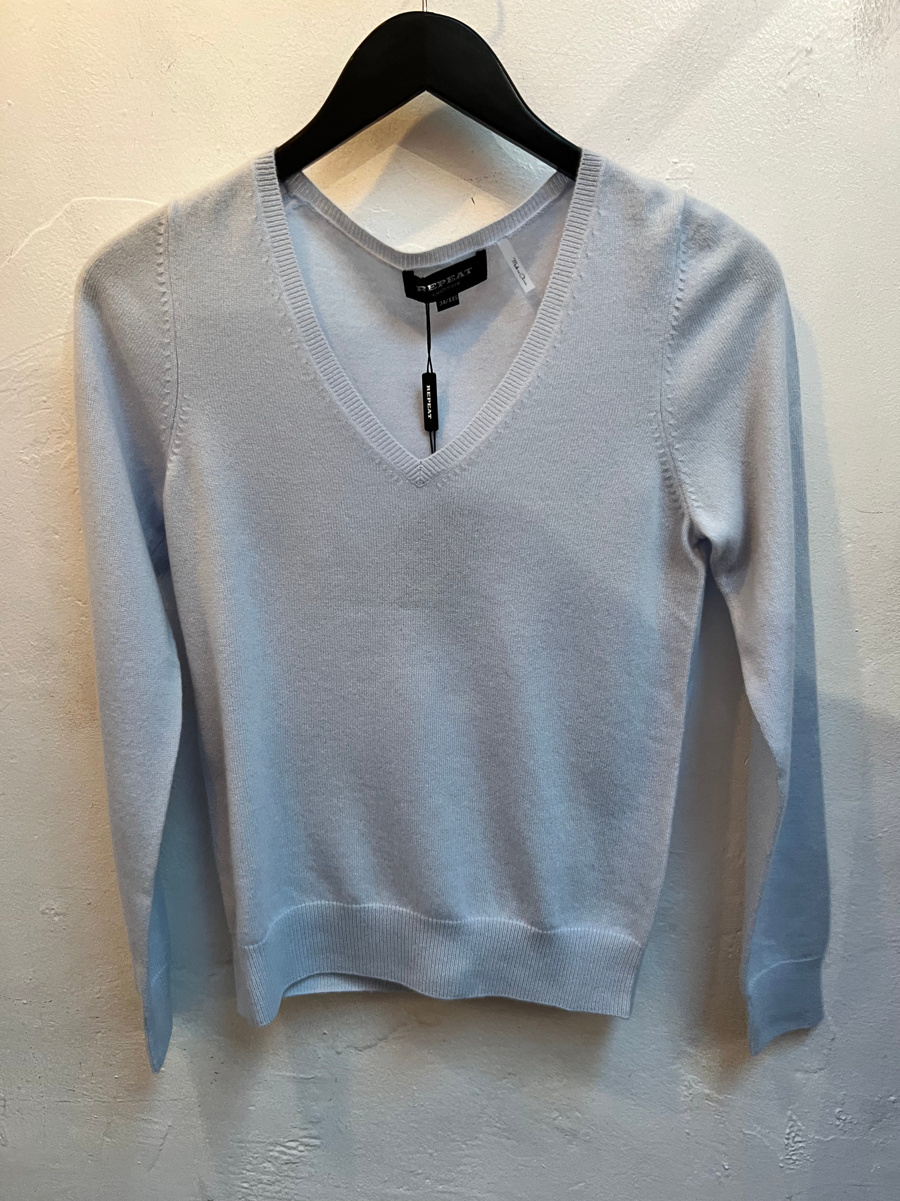 Wave V Neck Cashmere Pullover