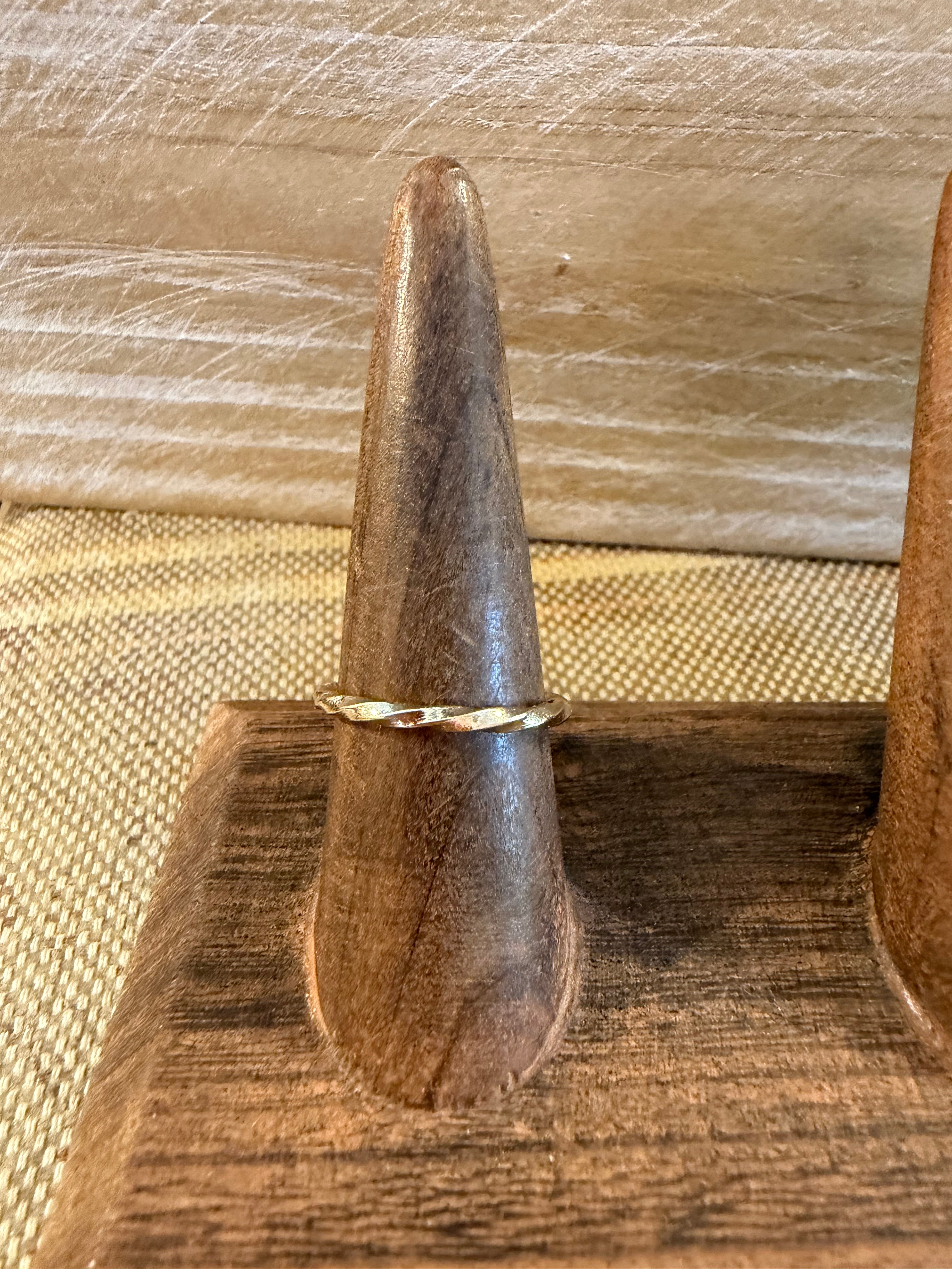 Queen Ring
