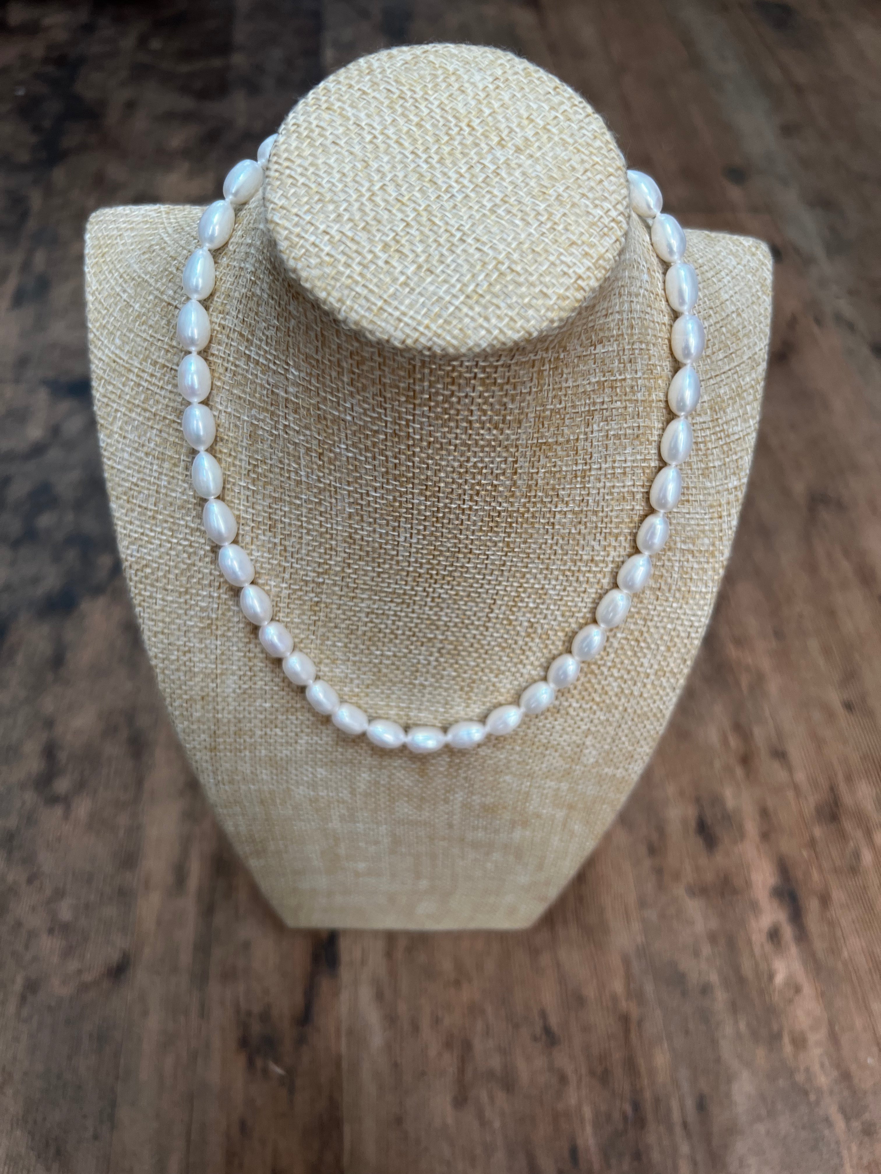White Oval Pearl Strand A5