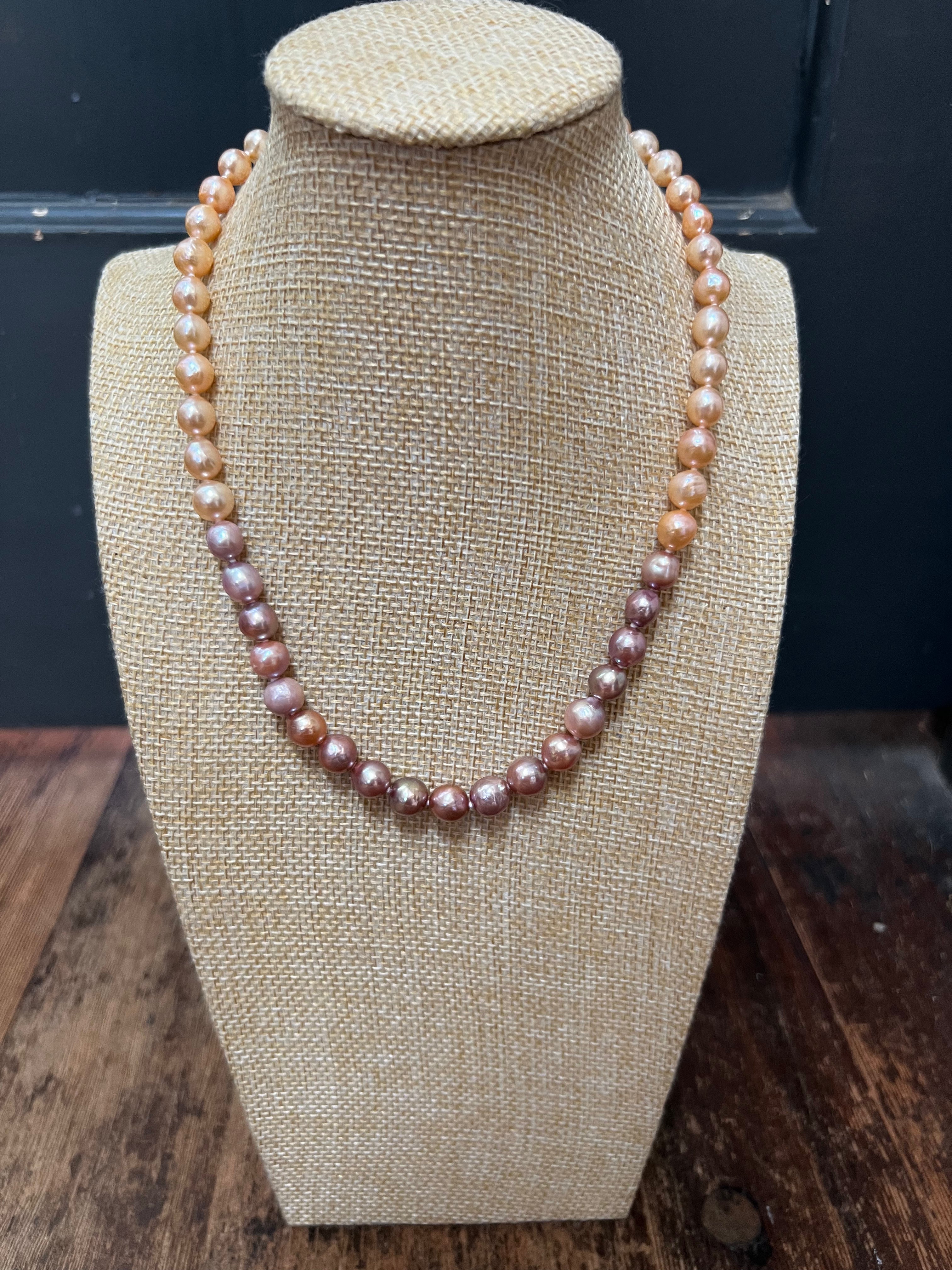 Gradient Edison Pearl Strand A4