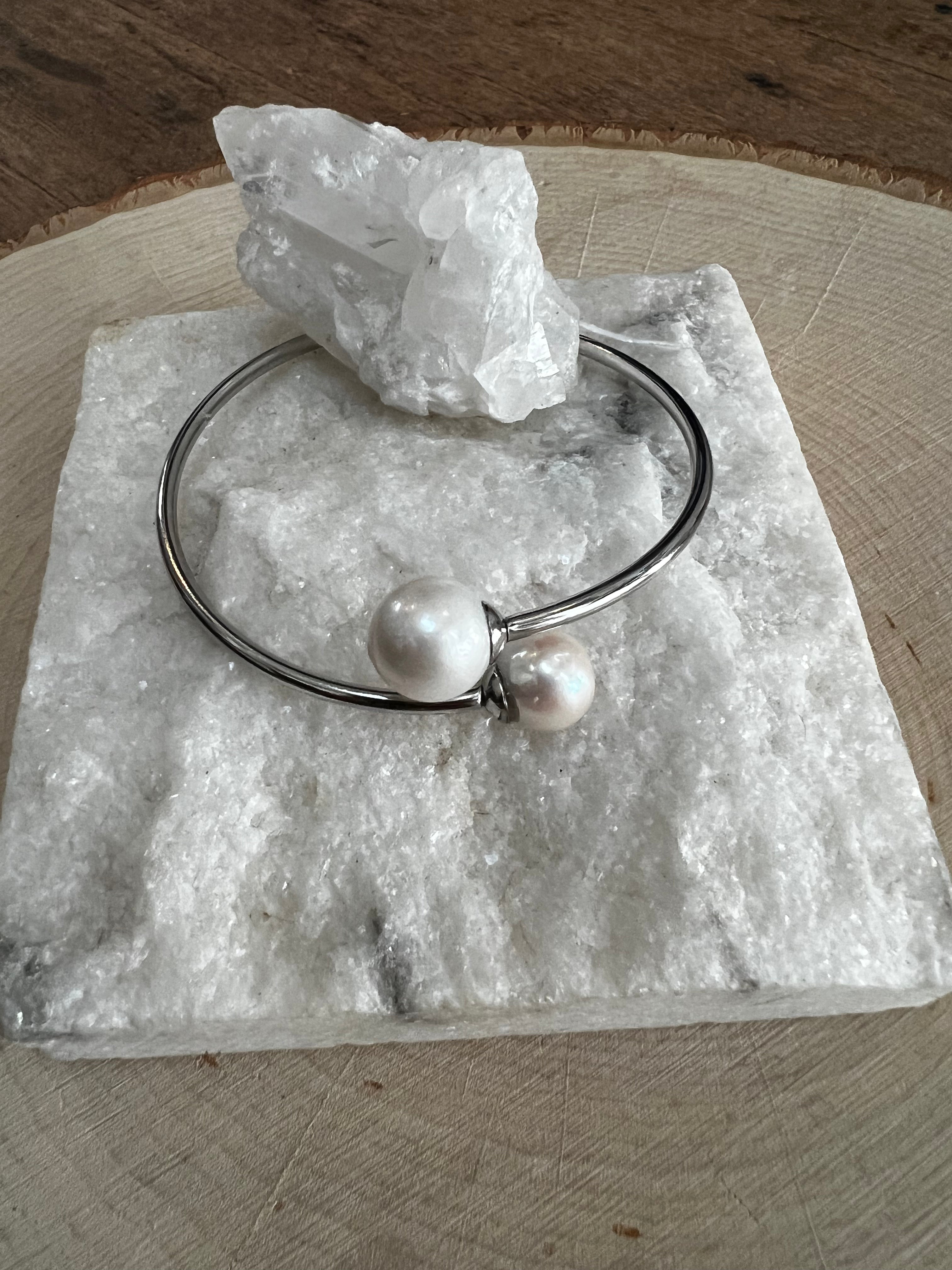 Silver Double Pearl Bangle A48