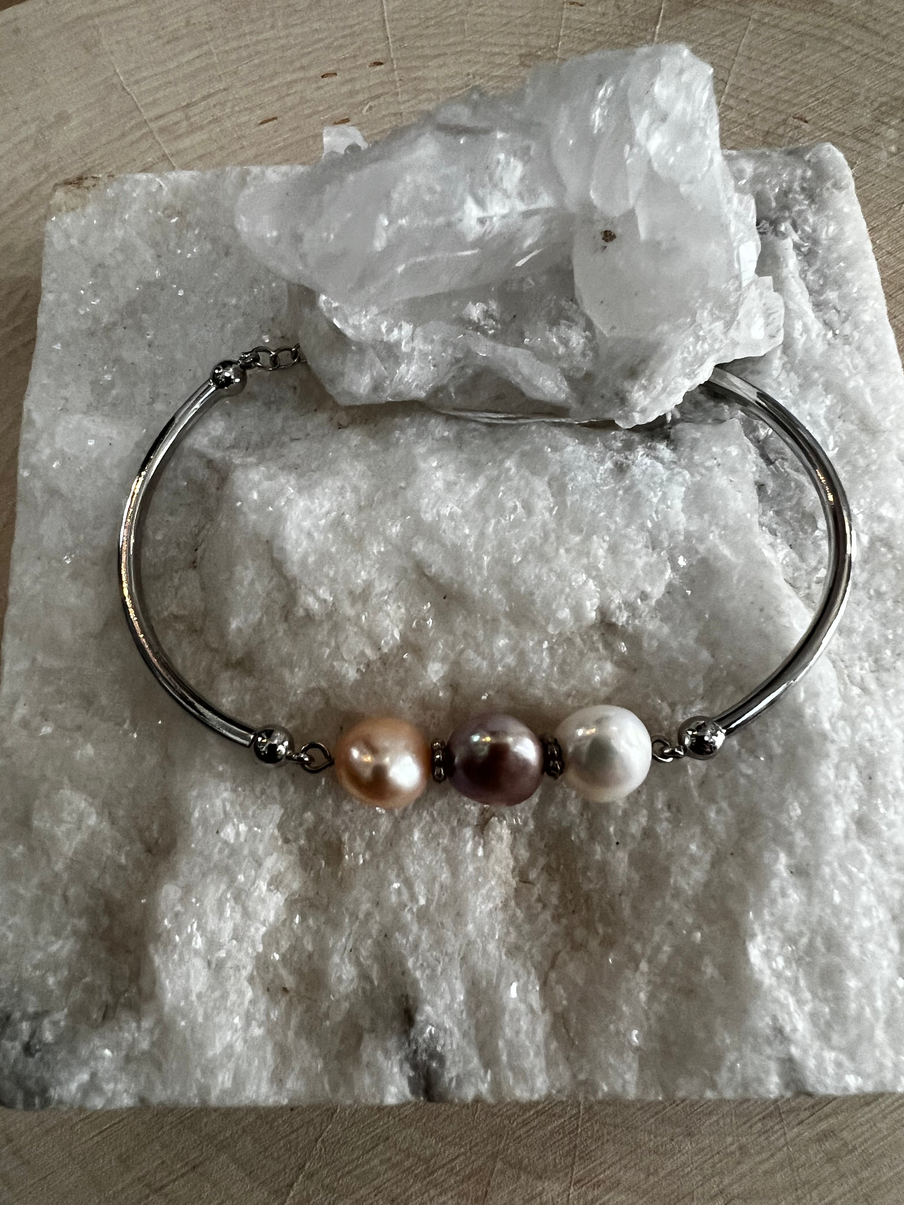 Silver Triple Mixed Pearl Split Bangle A51