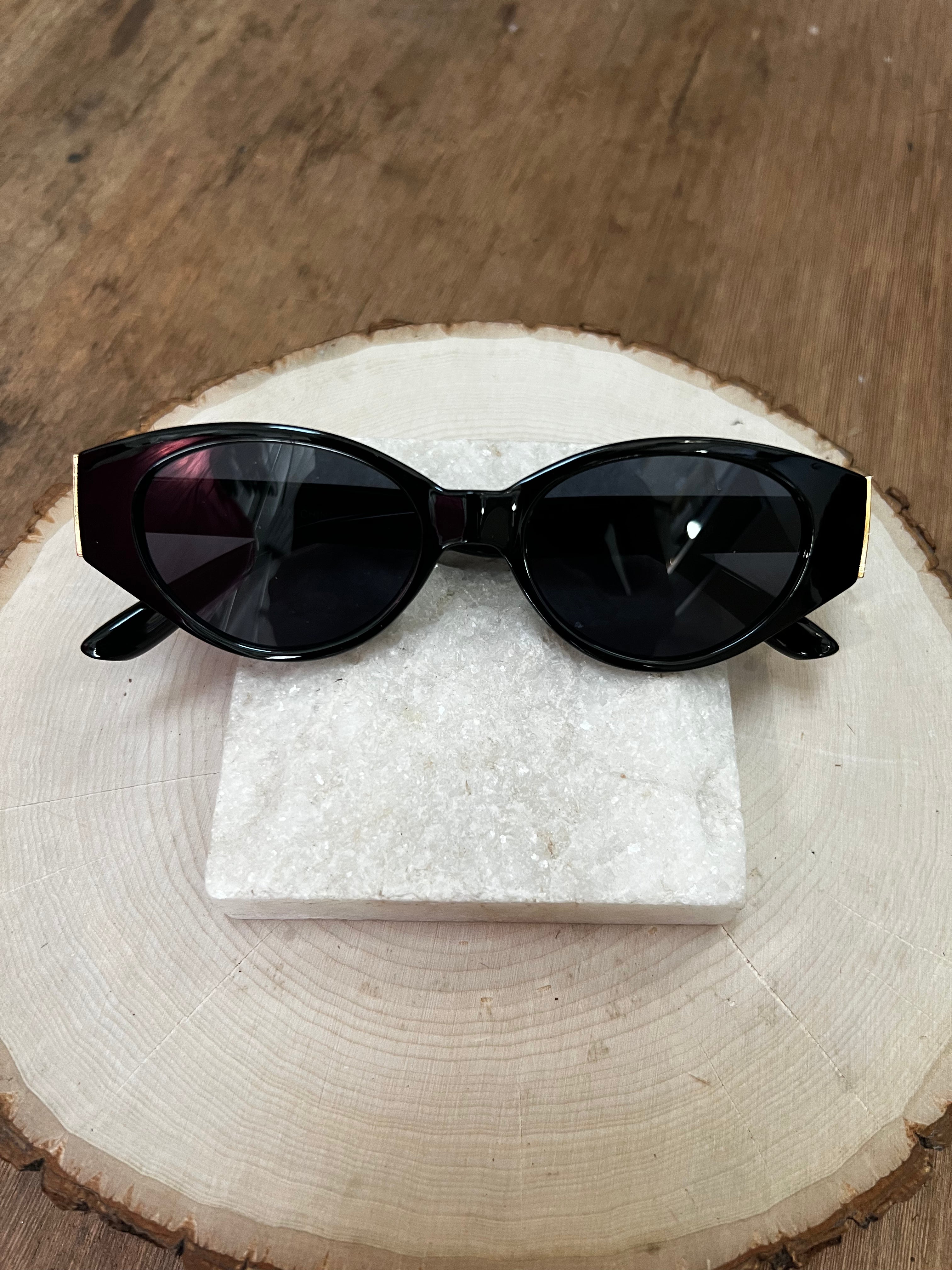 Black Lola Sunnies