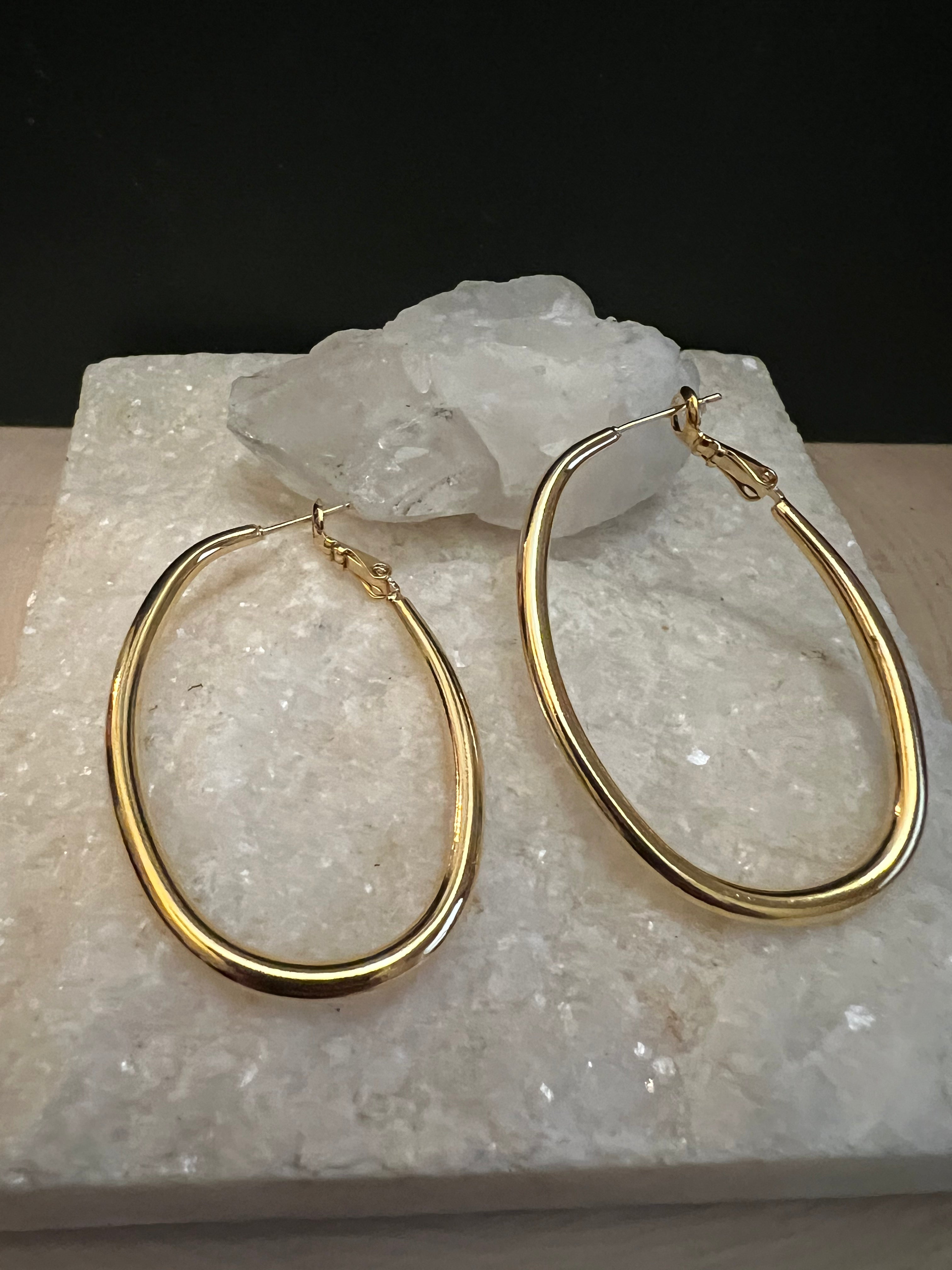 Scarlet Hoops