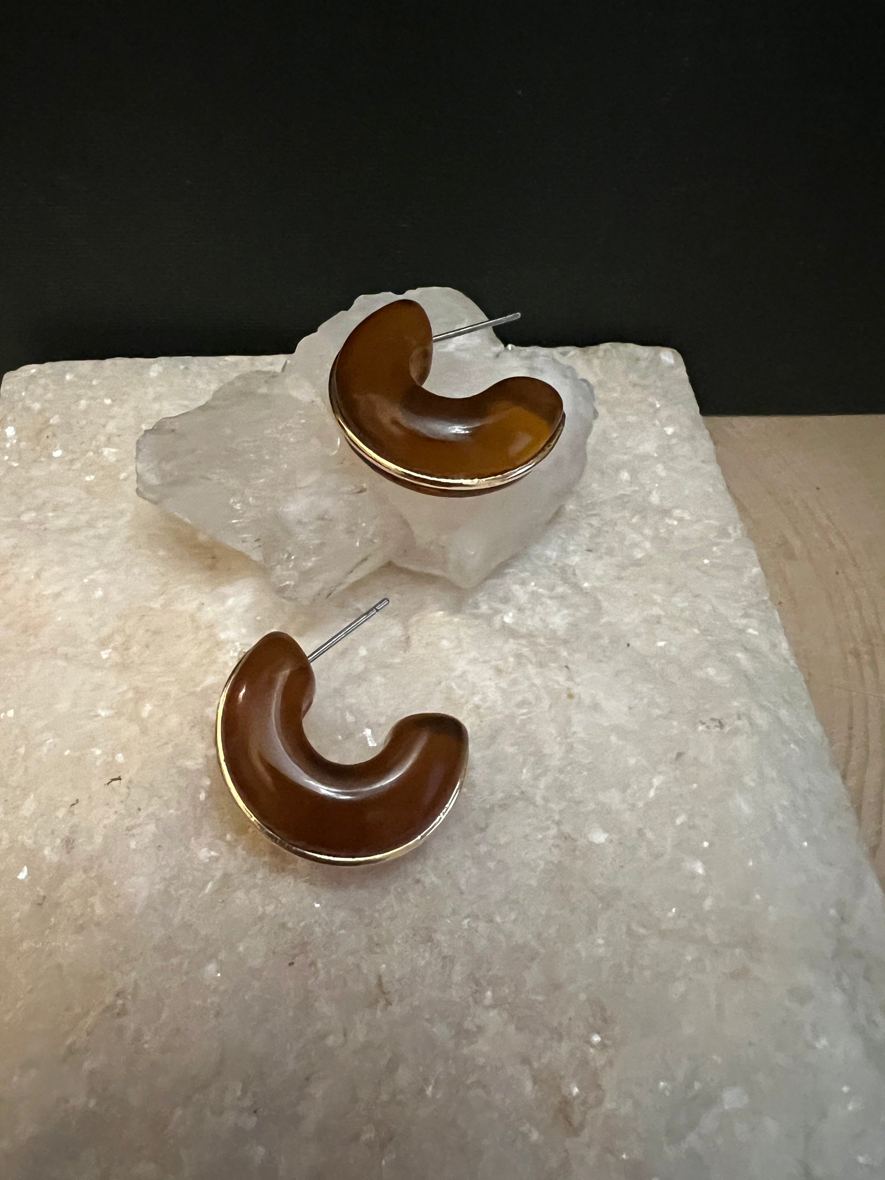 Amber Line Hoops