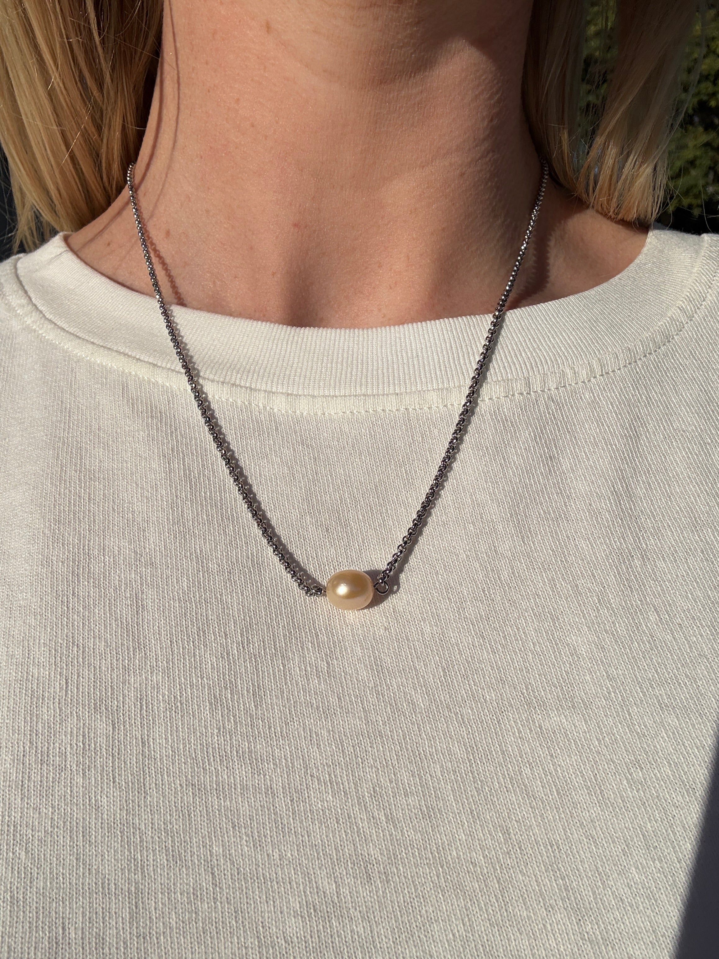 Silver Rolo Chain And Pearl A25
