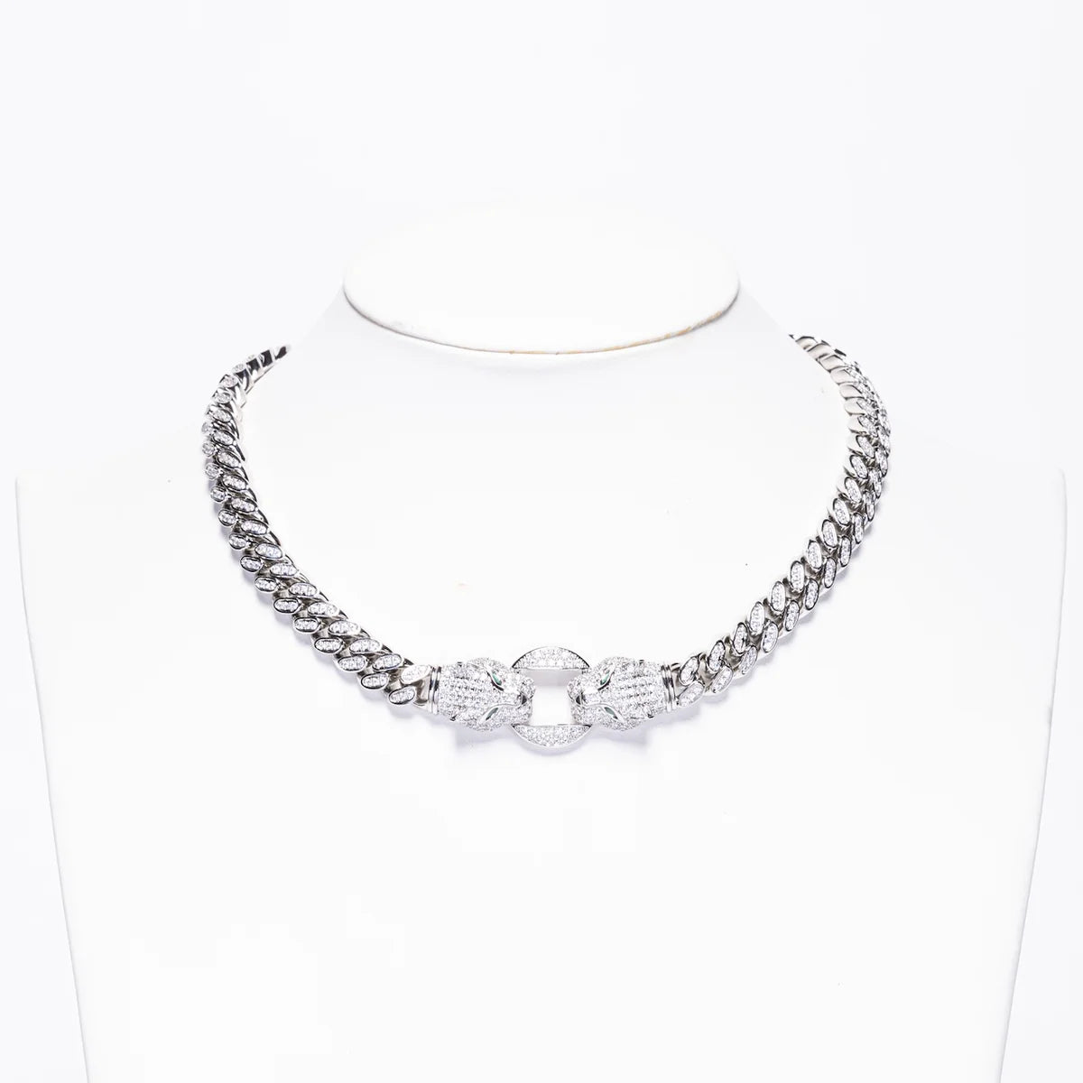 Silver Santa Pantera Choker