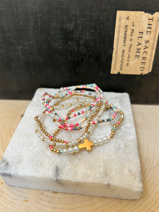 Pinky Bead Bracelet Set