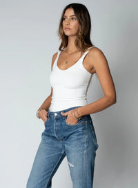 White Double Scoop Tank
