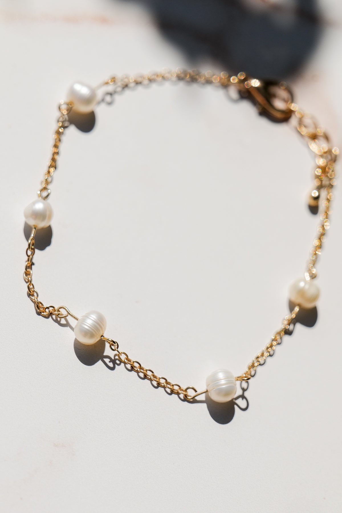 5 Pearl Bracelet Gold