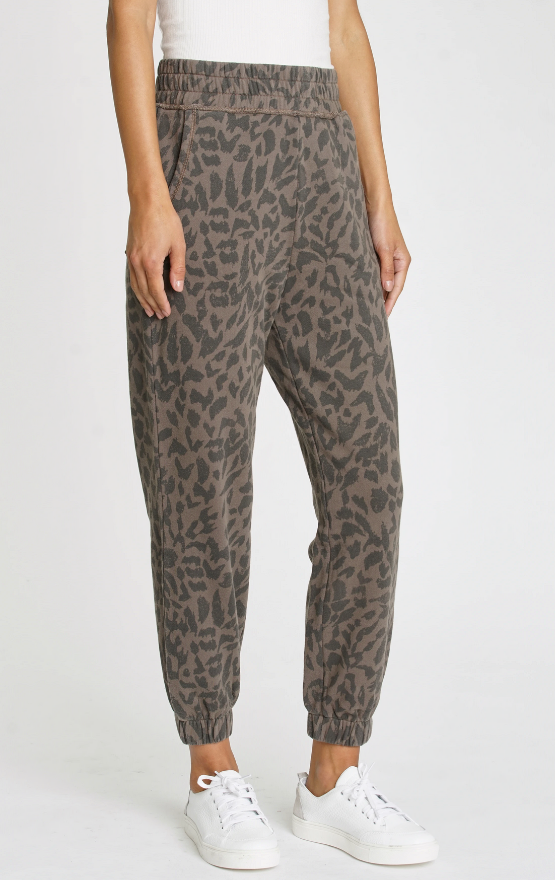 Wynn Sweatpant Jagged Leopard