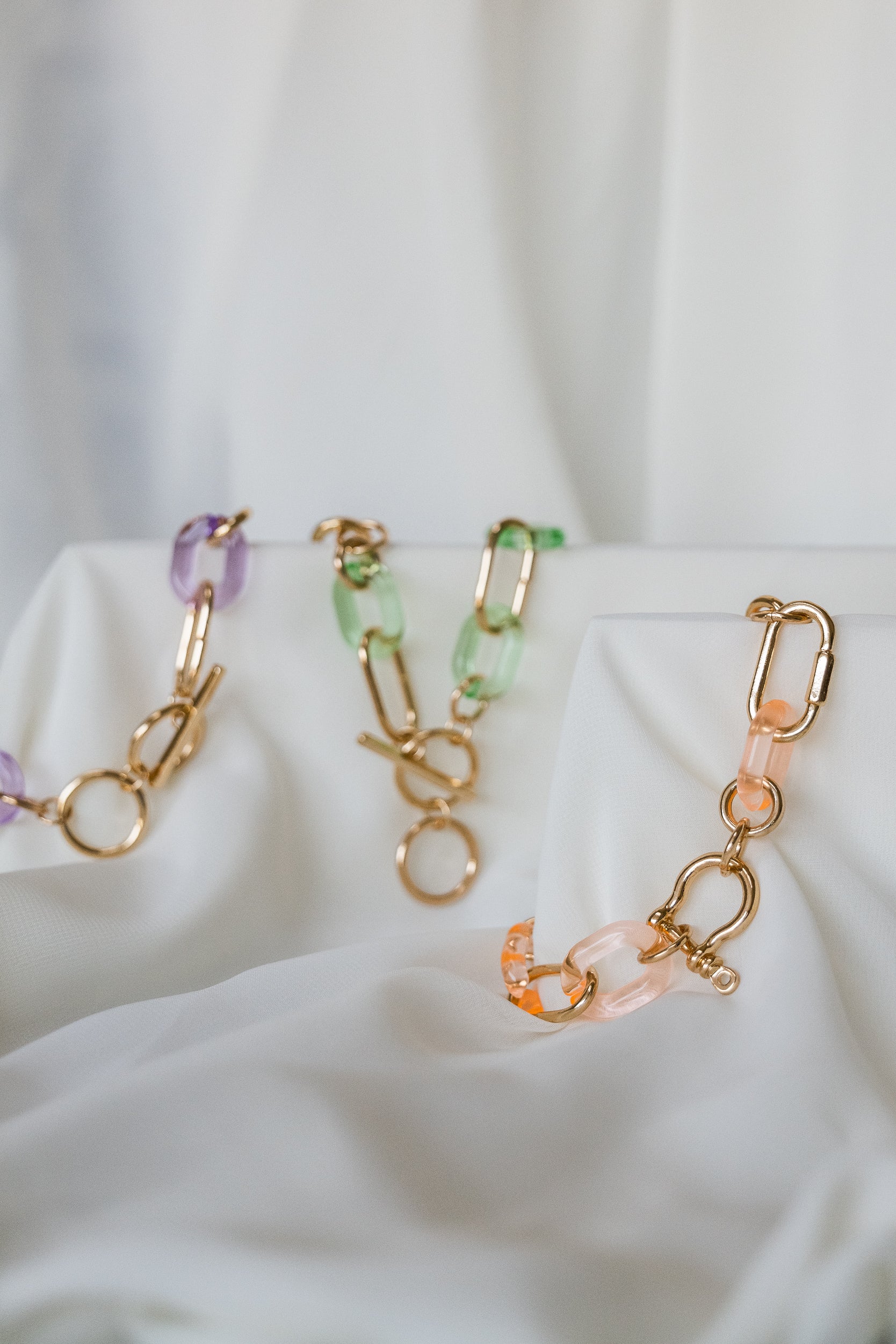 Chunky Link Bracelet Pink